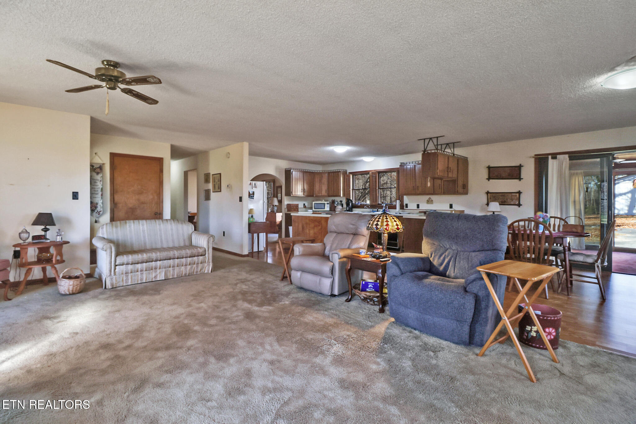 370 Red Brush Drive Crossville TN 38555