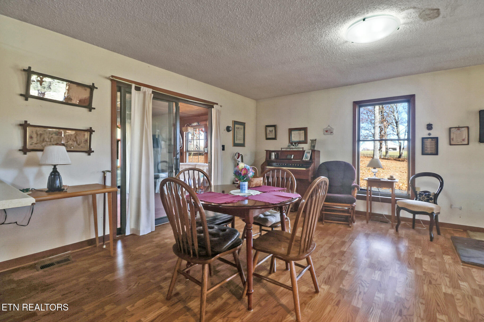 370 Red Brush Drive Crossville TN 38555