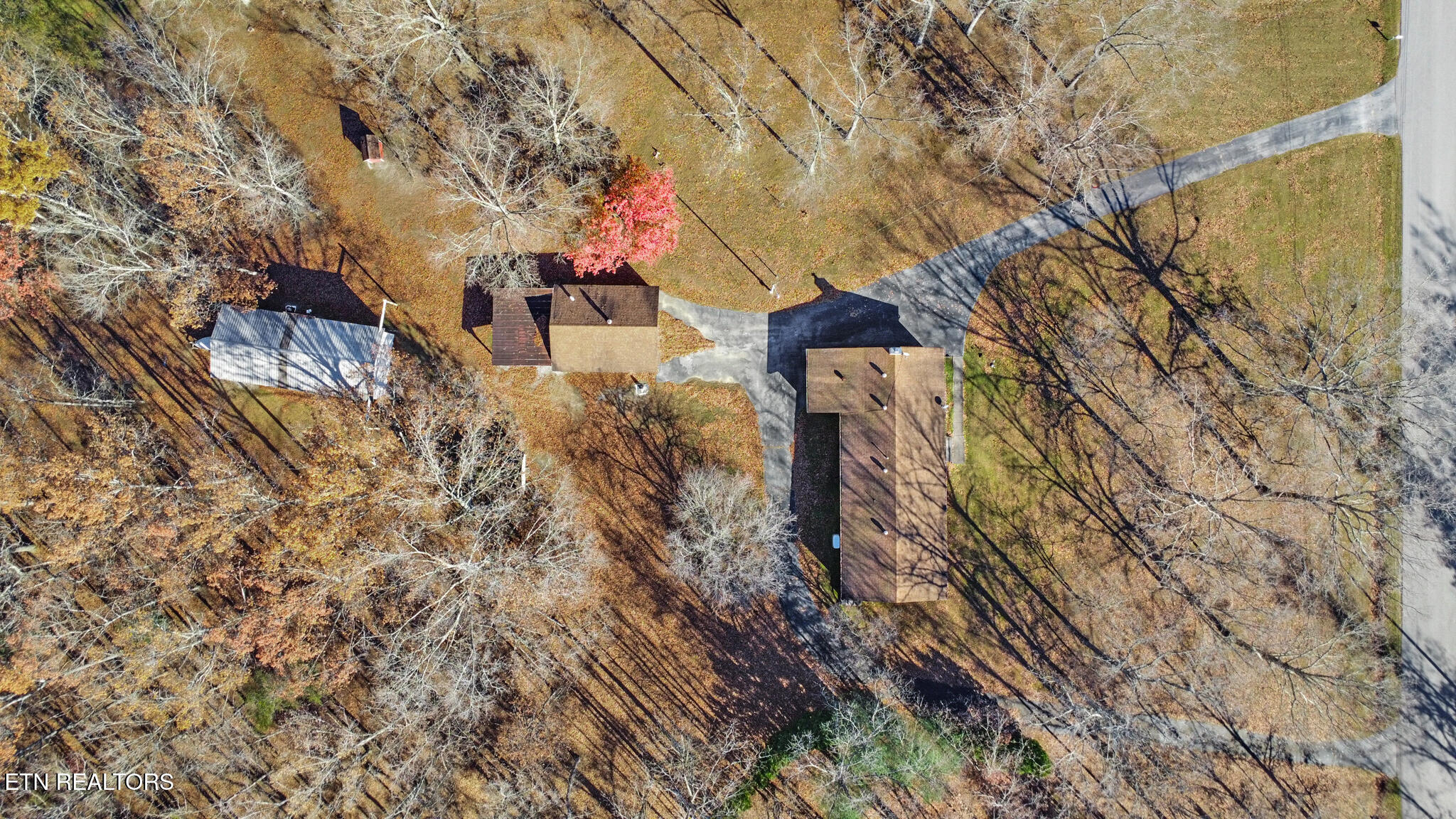 370 Red Brush Drive Crossville TN 38555