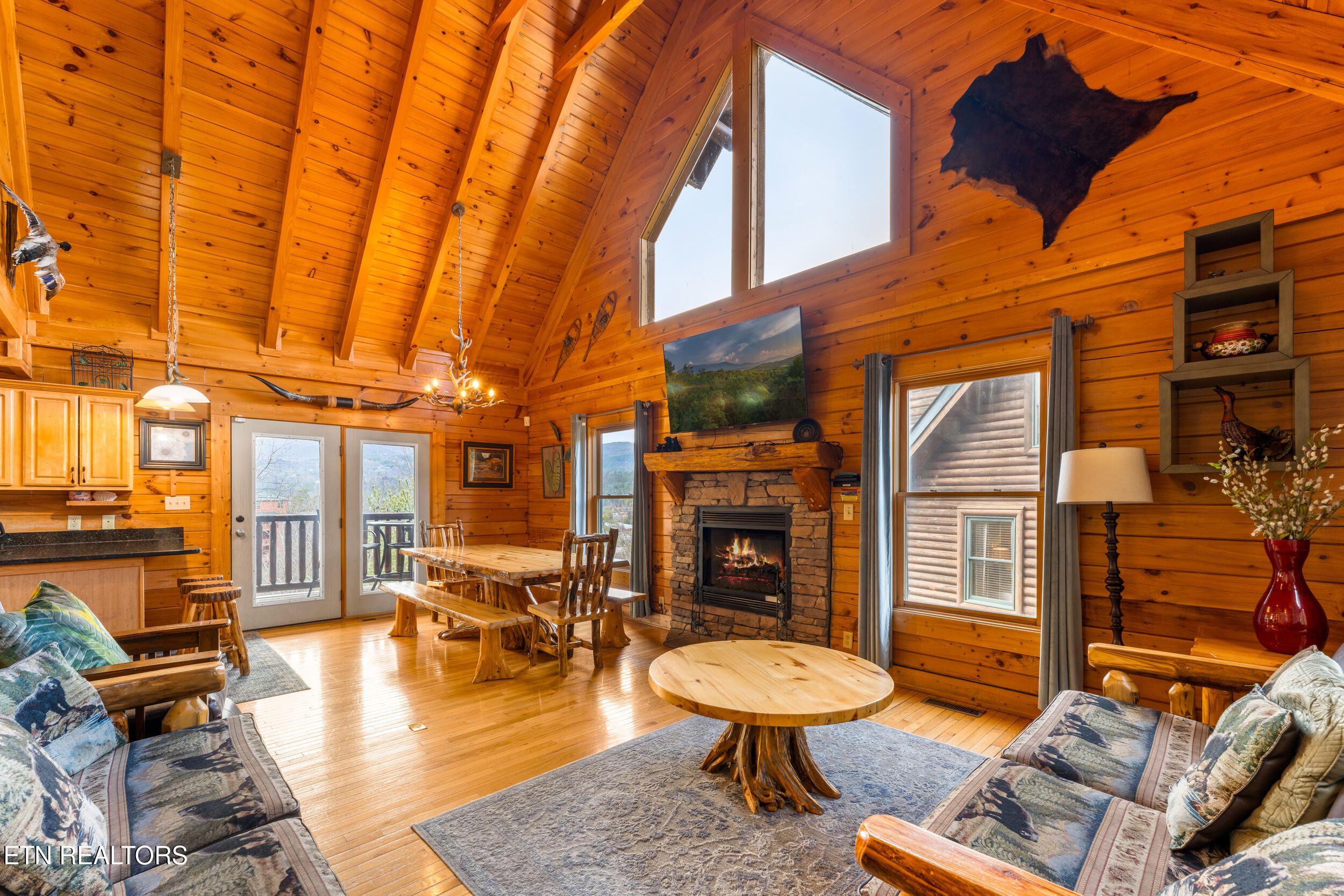 2214 Quiet Valley Way Sevierville TN 37862