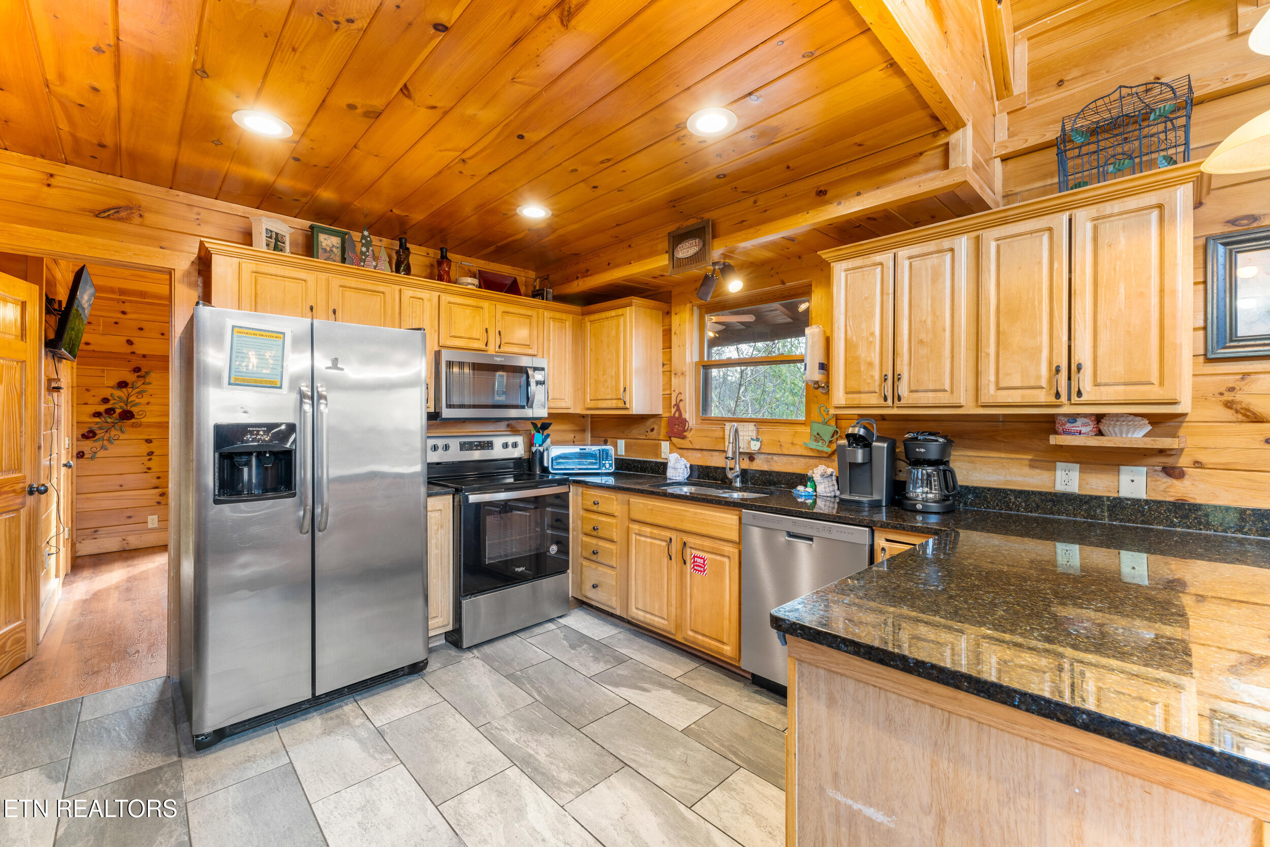 2214 Quiet Valley Way Sevierville TN 37862