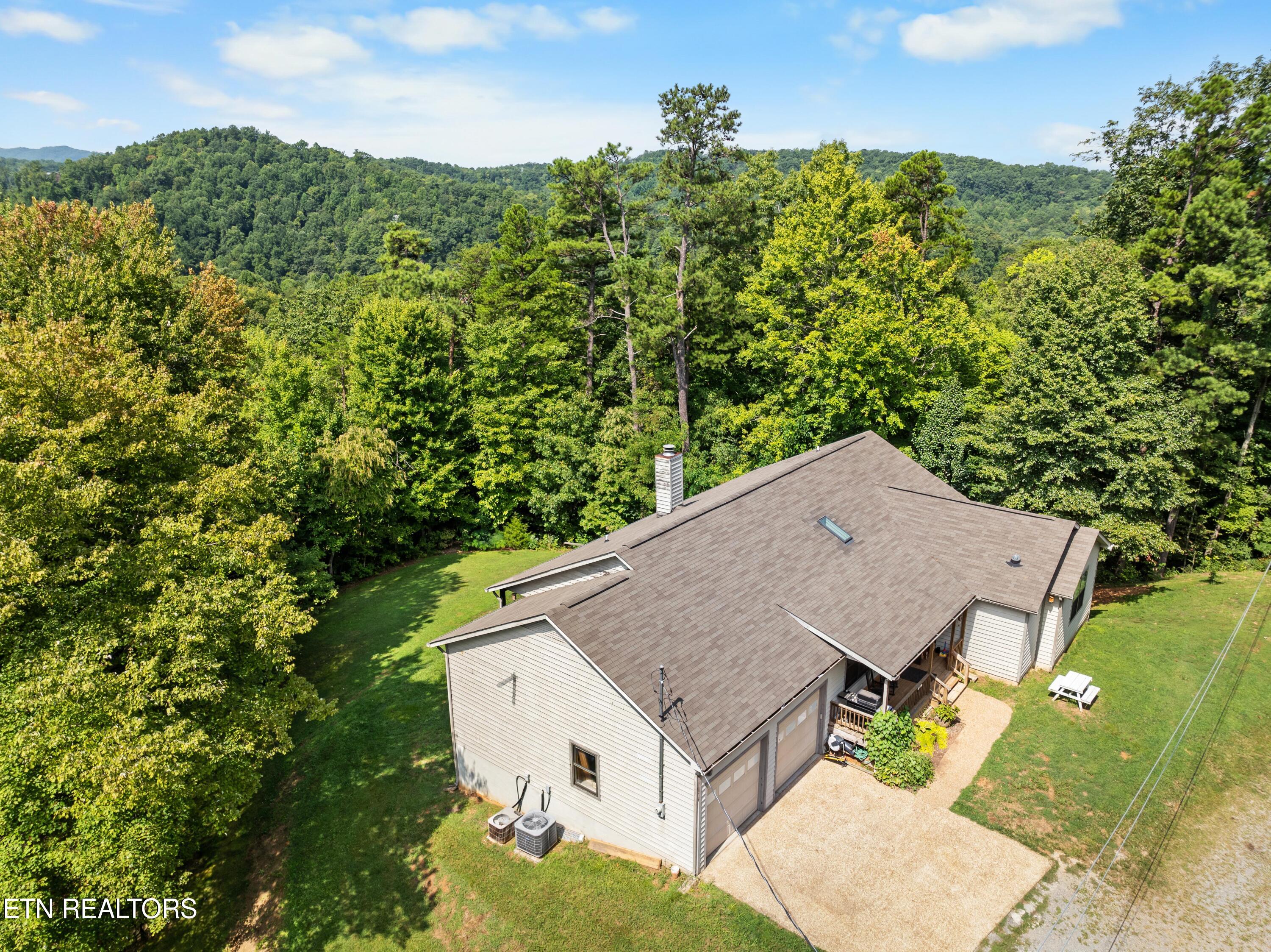 4822 White Pine Way Sevierville TN 37876