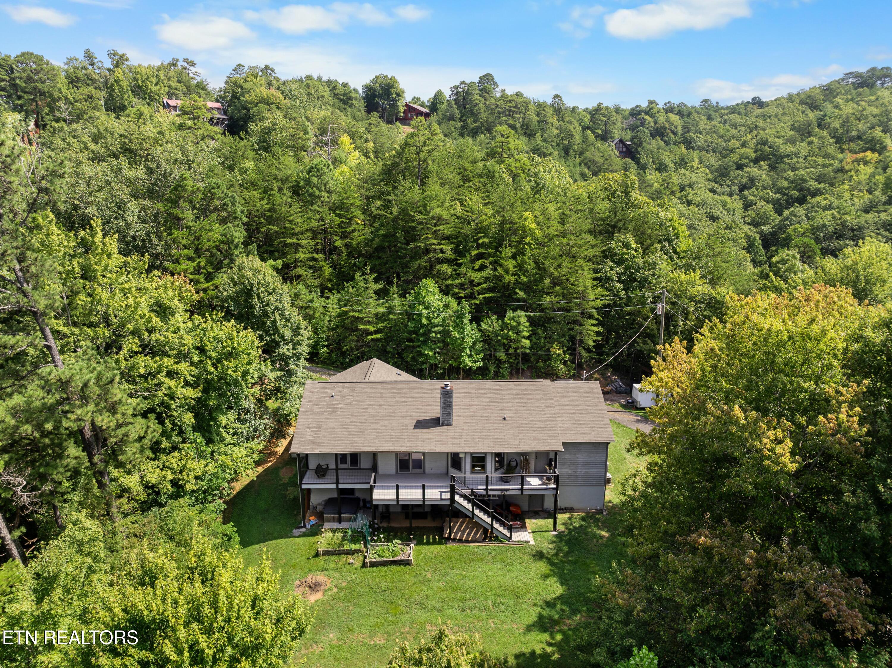 4822 White Pine Way Sevierville TN 37876