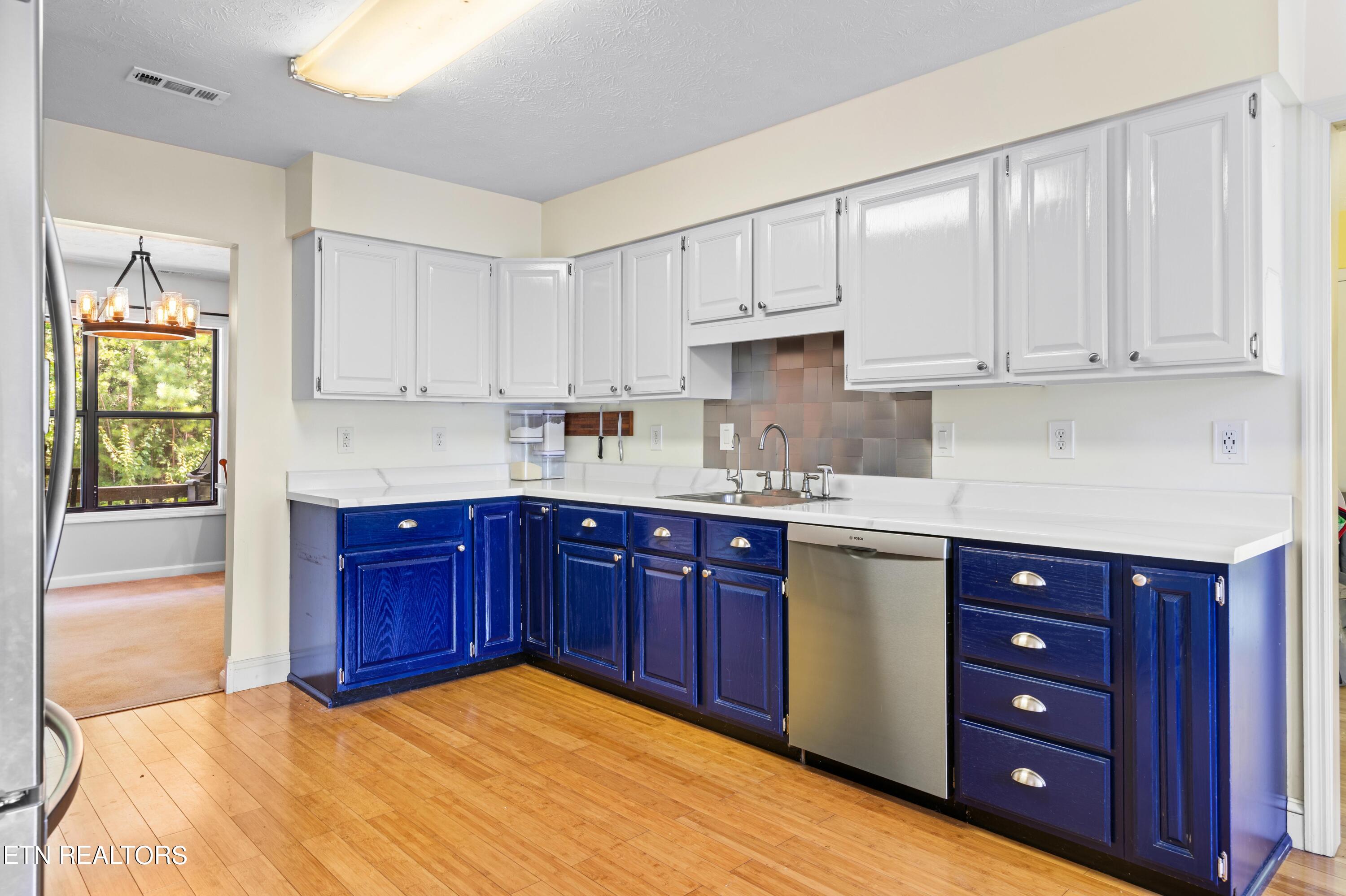 4822 White Pine Way Sevierville TN 37876