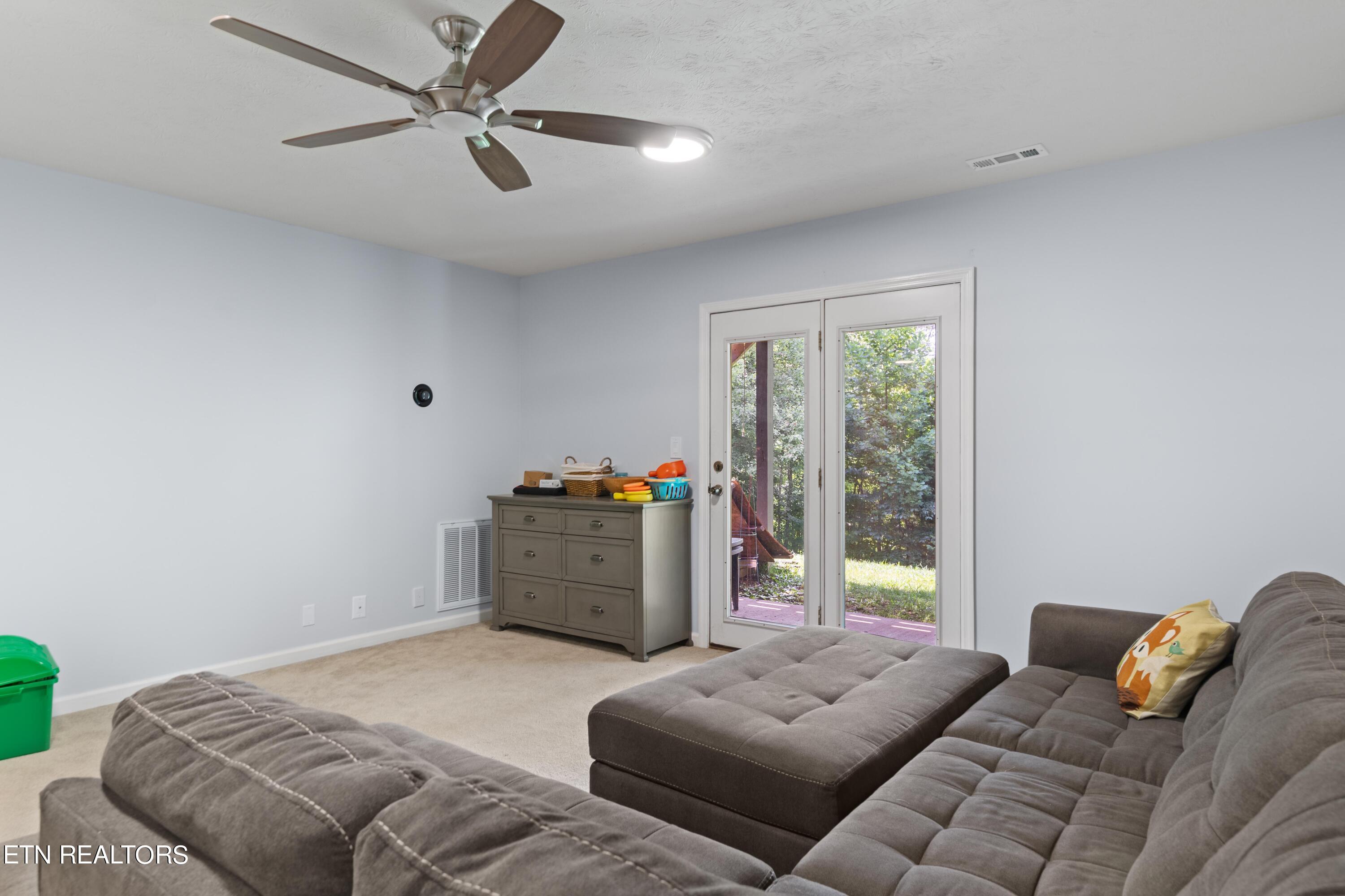 4822 White Pine Way Sevierville TN 37876