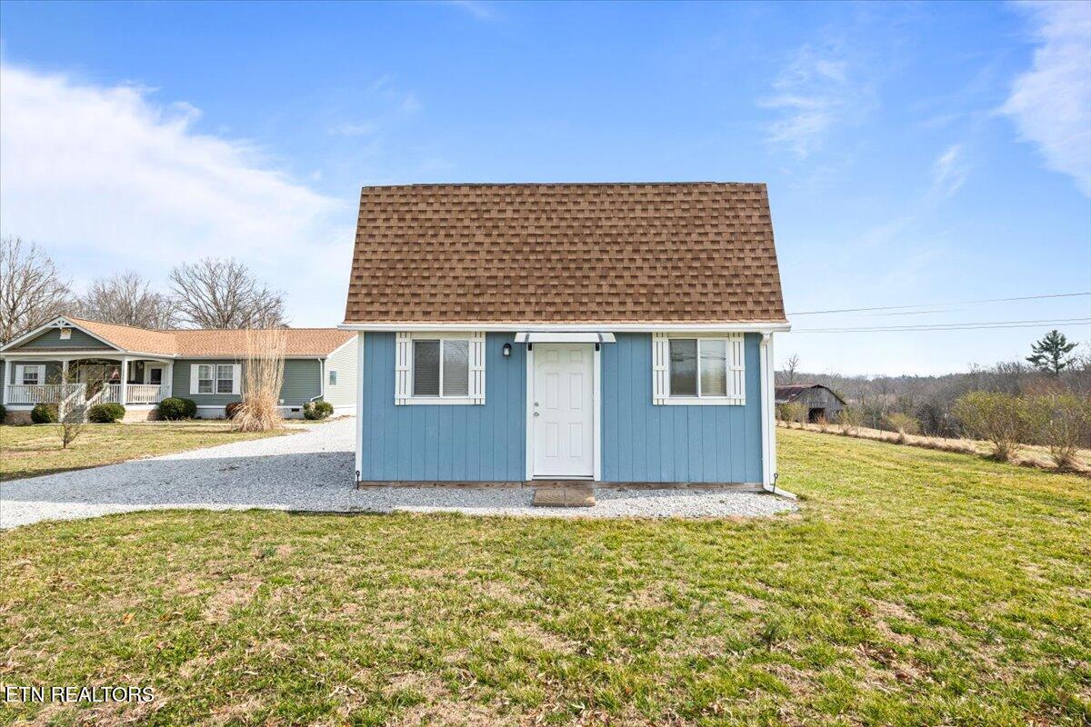 2940 Grave Hill Road Oneida TN 37841