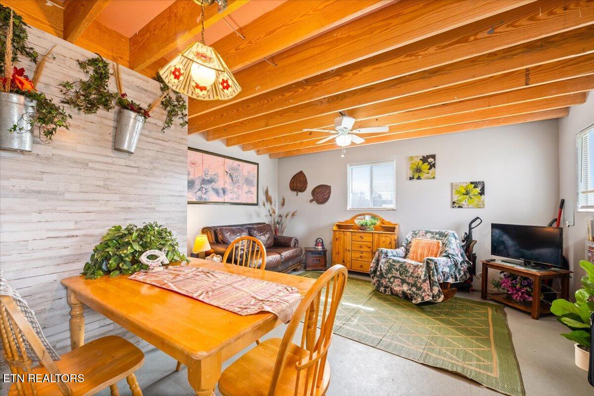 2940 Grave Hill Road Oneida TN 37841