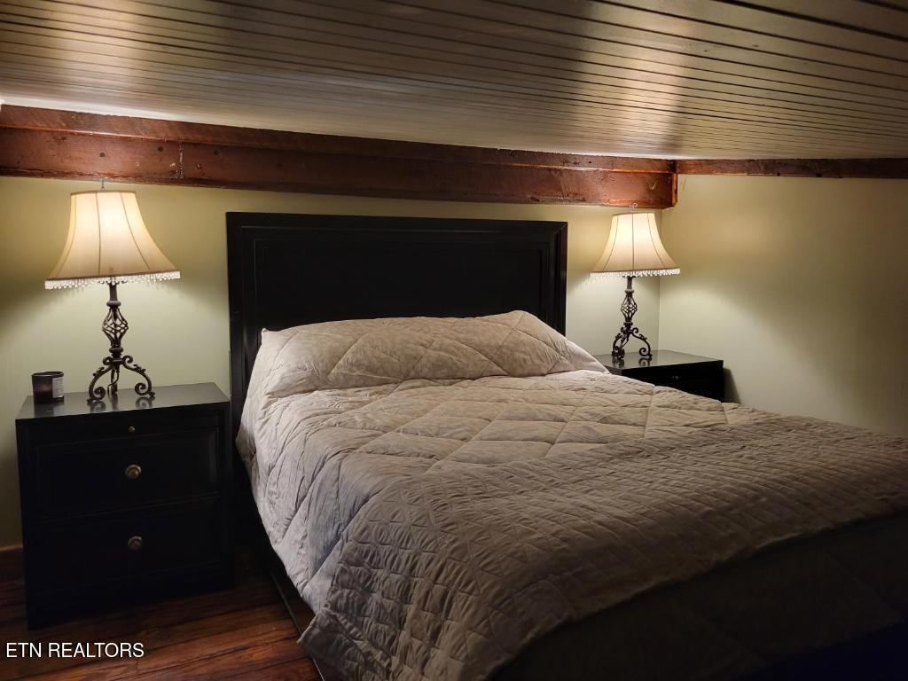 184 Tecumseh Trail Speedwell TN 37870