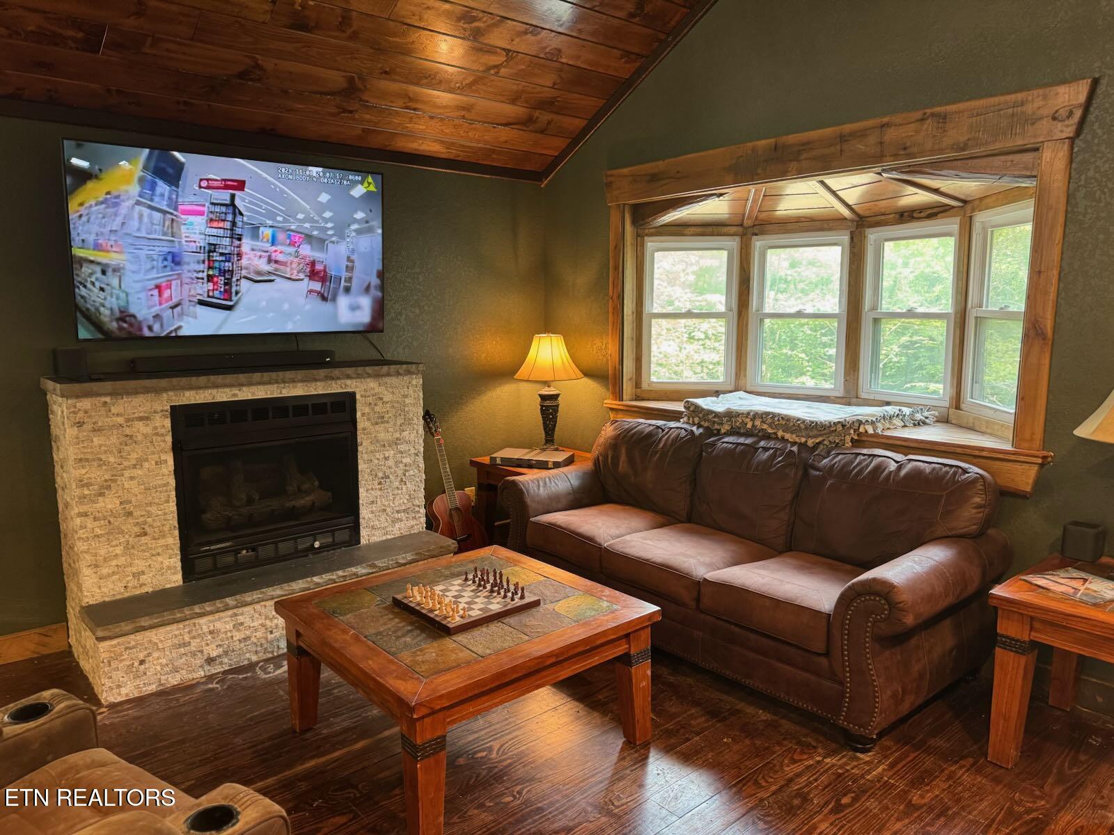 184 Tecumseh Trail Speedwell TN 37870