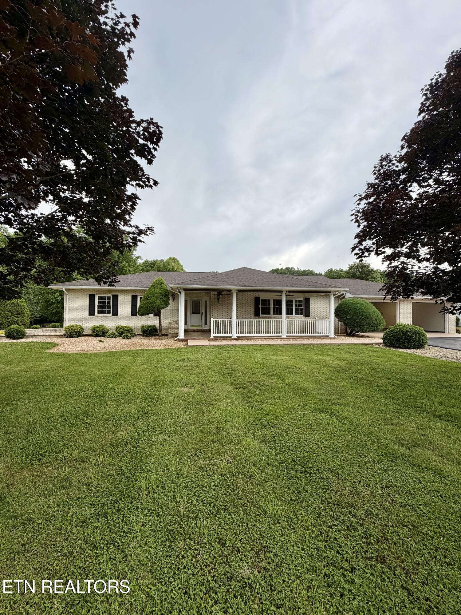 788 Old Jamestown Road Helenwood TN 37755