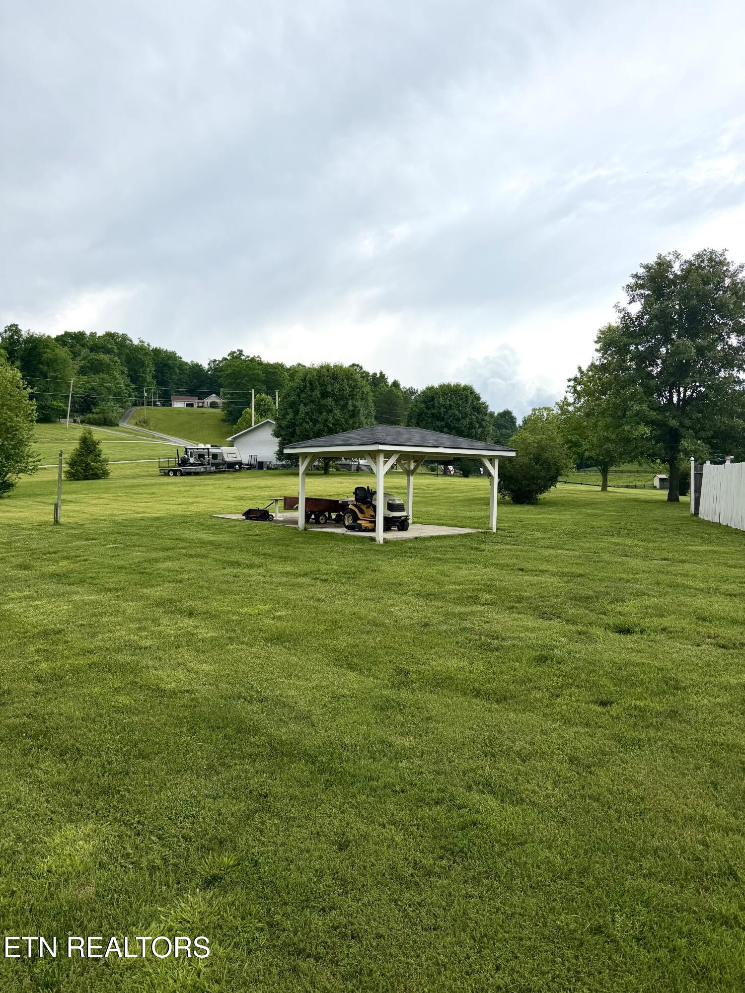 788 Old Jamestown Road Helenwood TN 37755