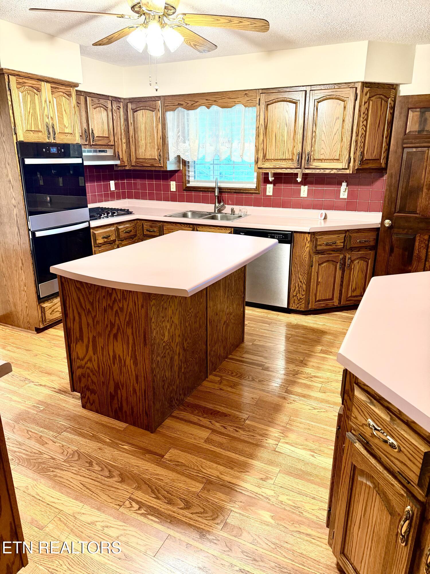 788 Old Jamestown Road Helenwood TN 37755