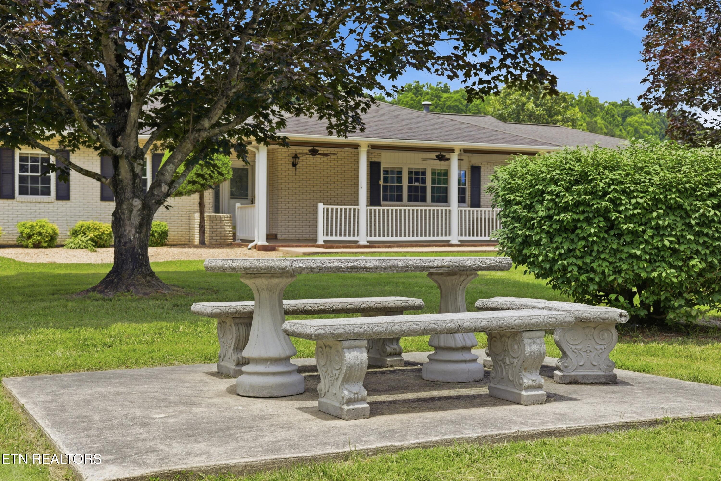 788 Old Jamestown Road Helenwood TN 37755