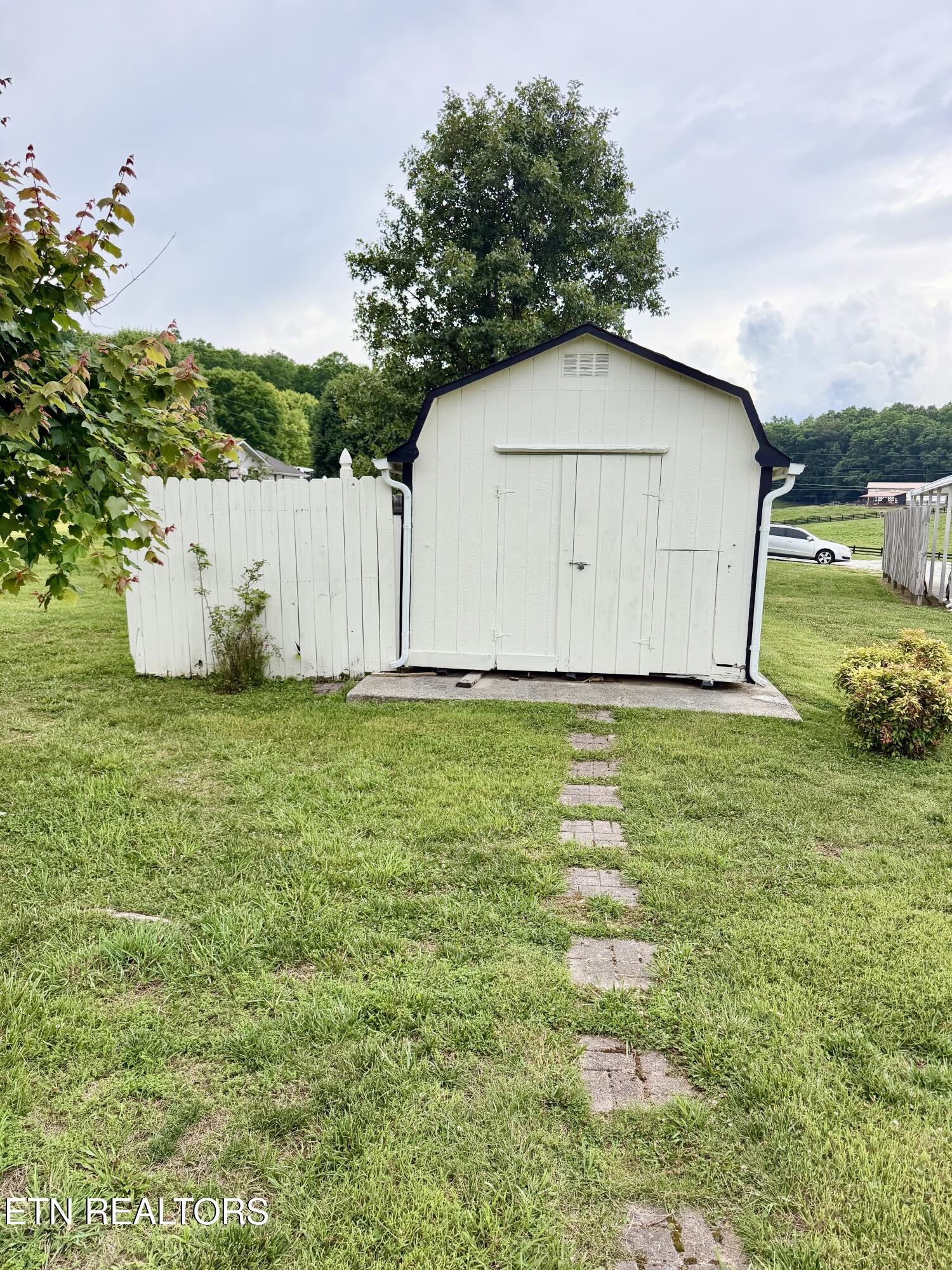 788 Old Jamestown Road Helenwood TN 37755