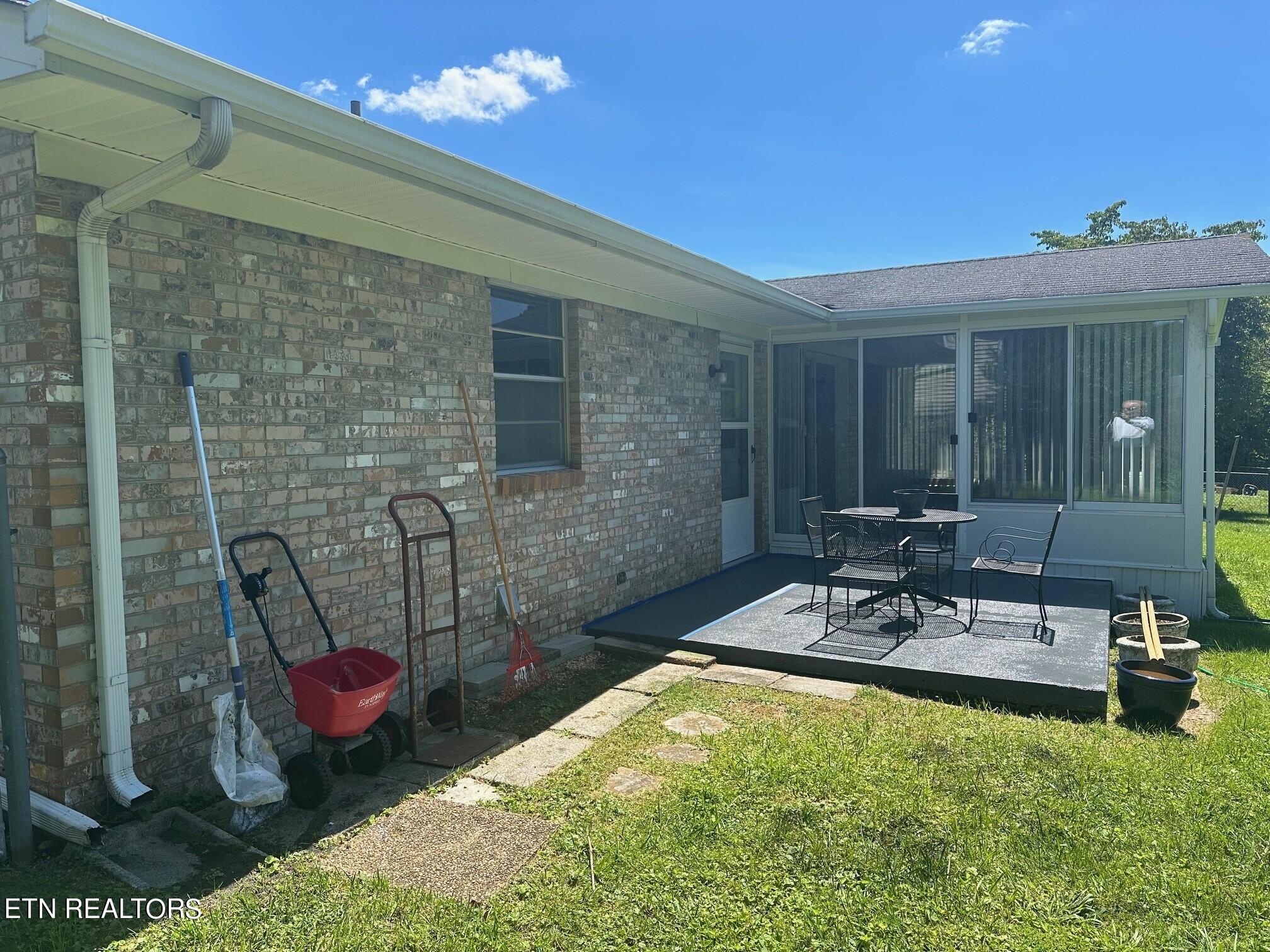 4225 Genny Lynn Drive Knoxville TN 37918