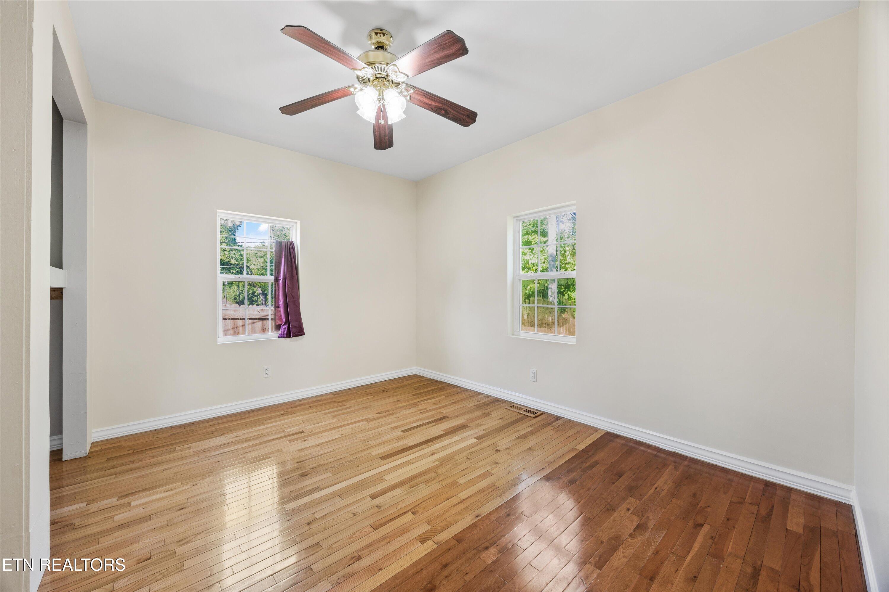 406 SW Mayfield Avenue Knoxville TN 37920