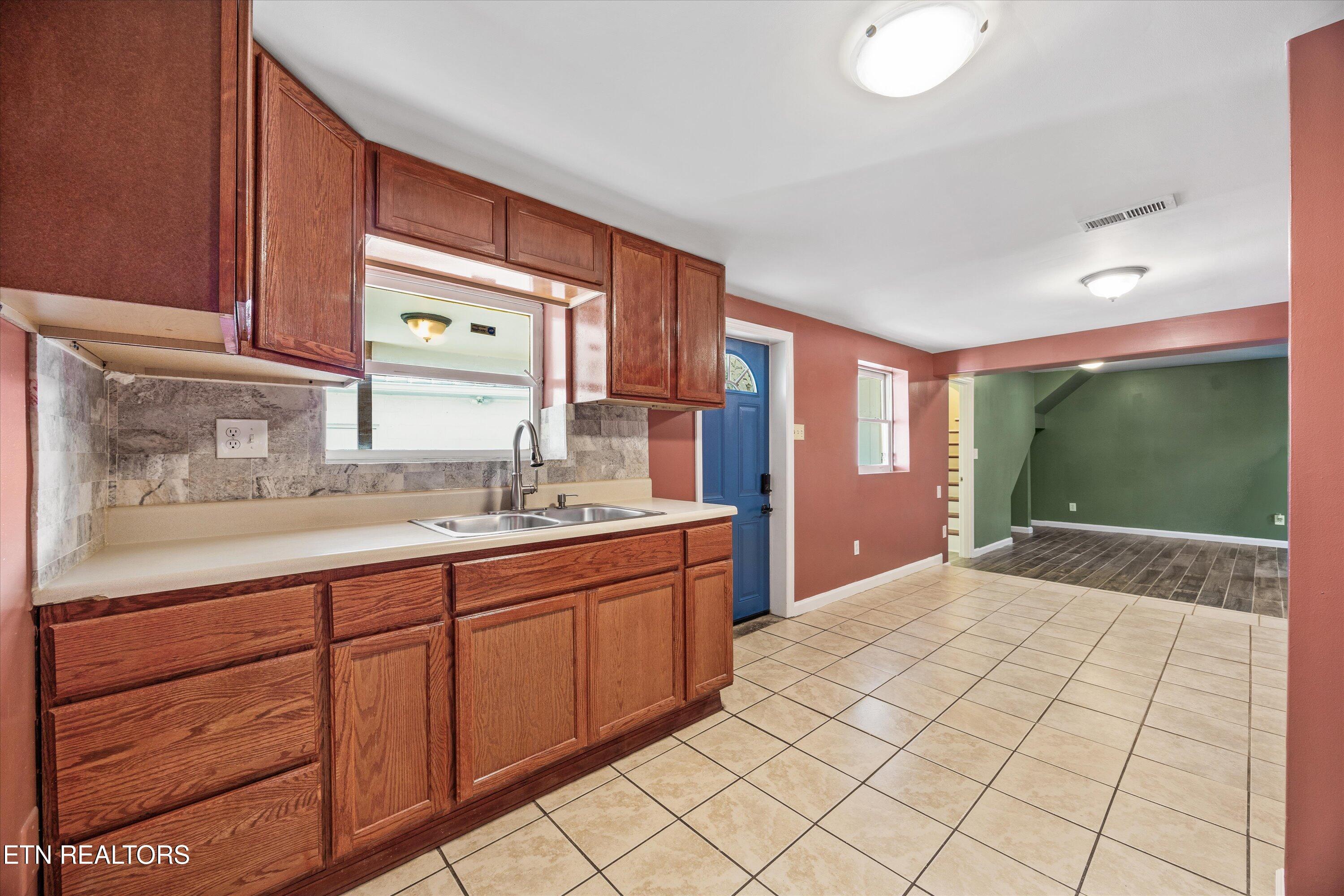 406 SW Mayfield Avenue Knoxville TN 37920