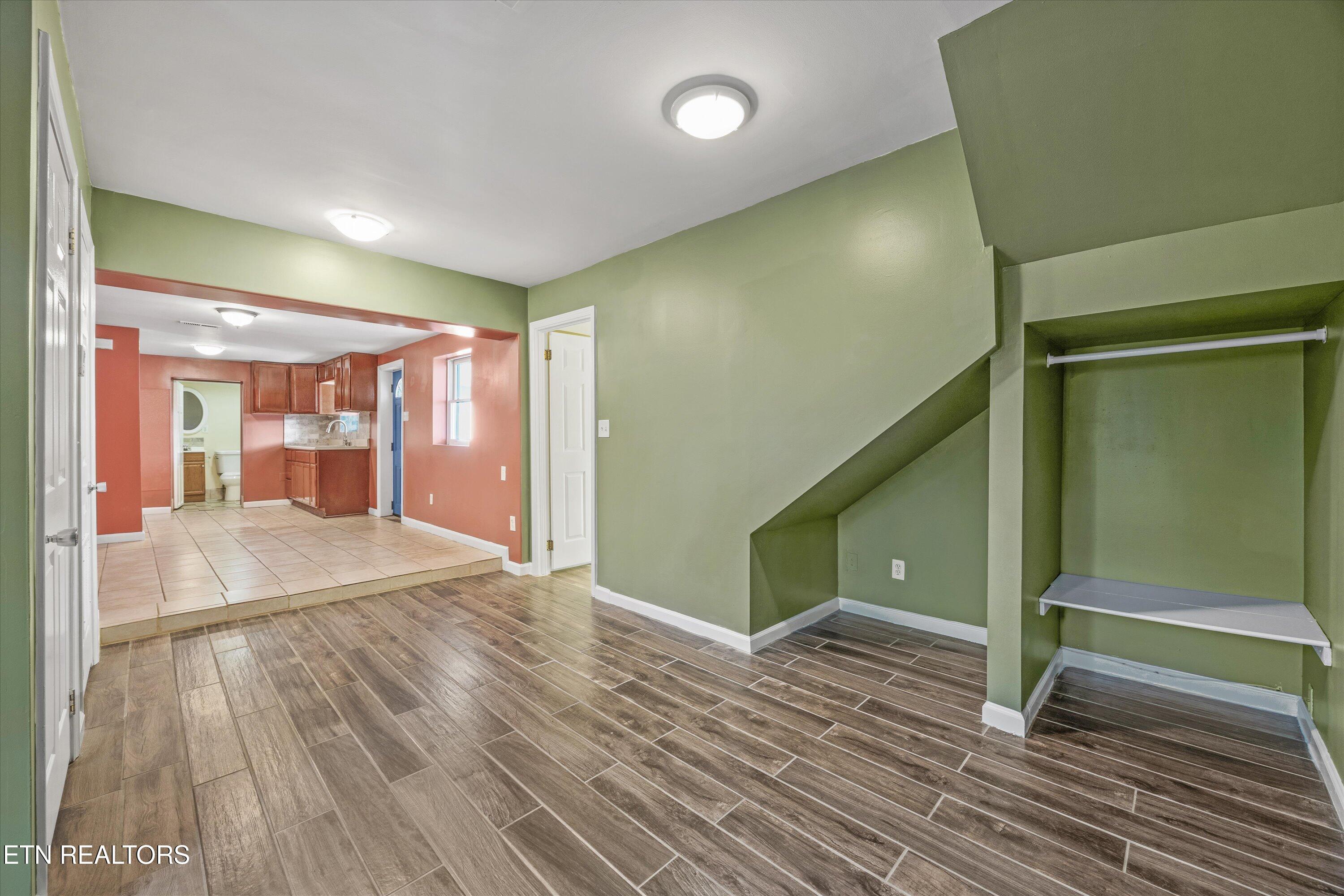 406 SW Mayfield Avenue Knoxville TN 37920