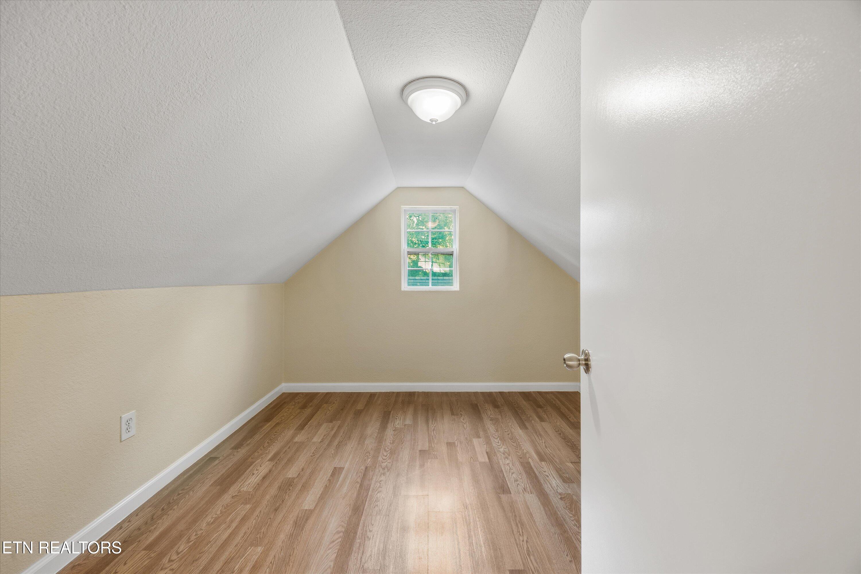 406 SW Mayfield Avenue Knoxville TN 37920