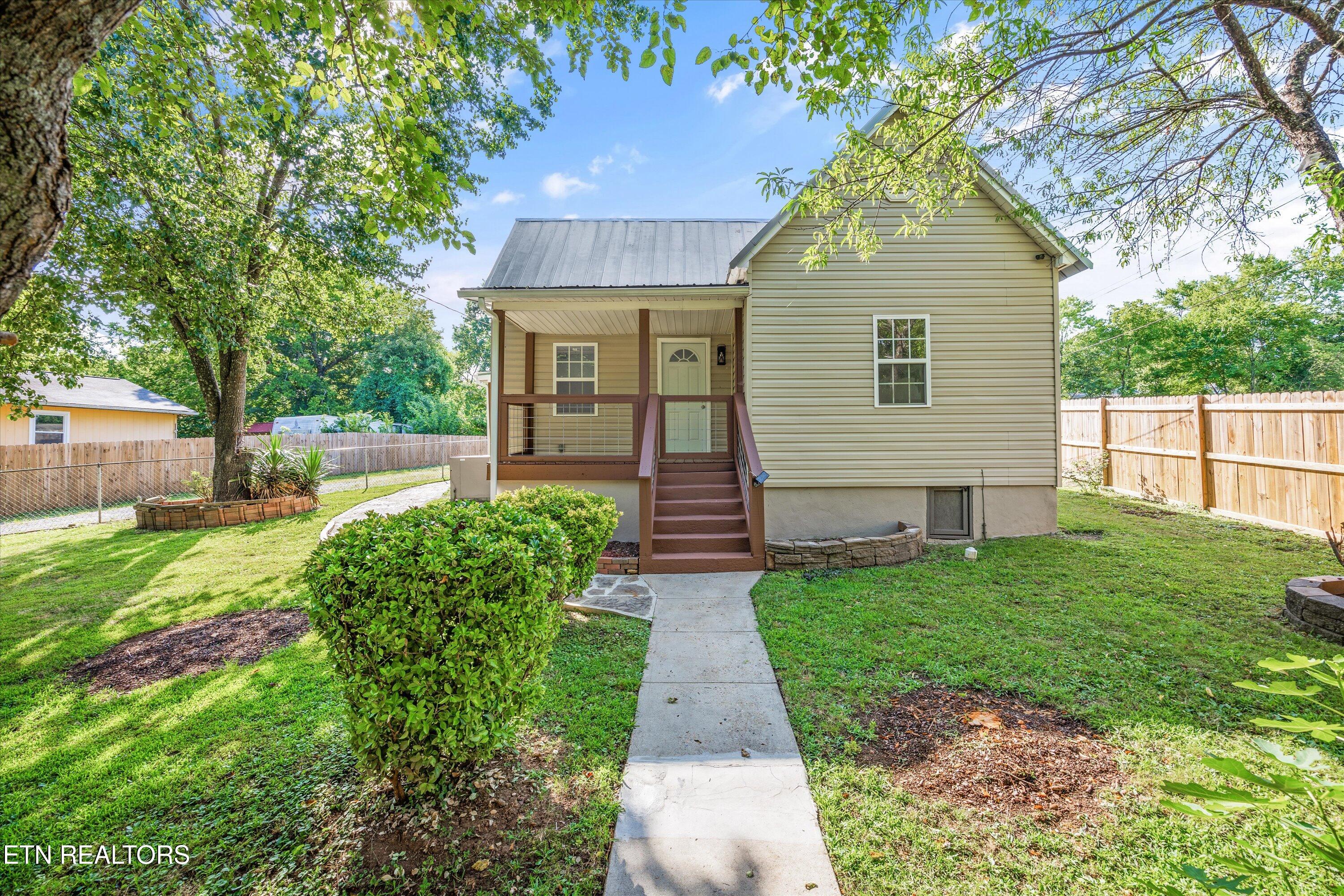 406 SW Mayfield Avenue Knoxville TN 37920