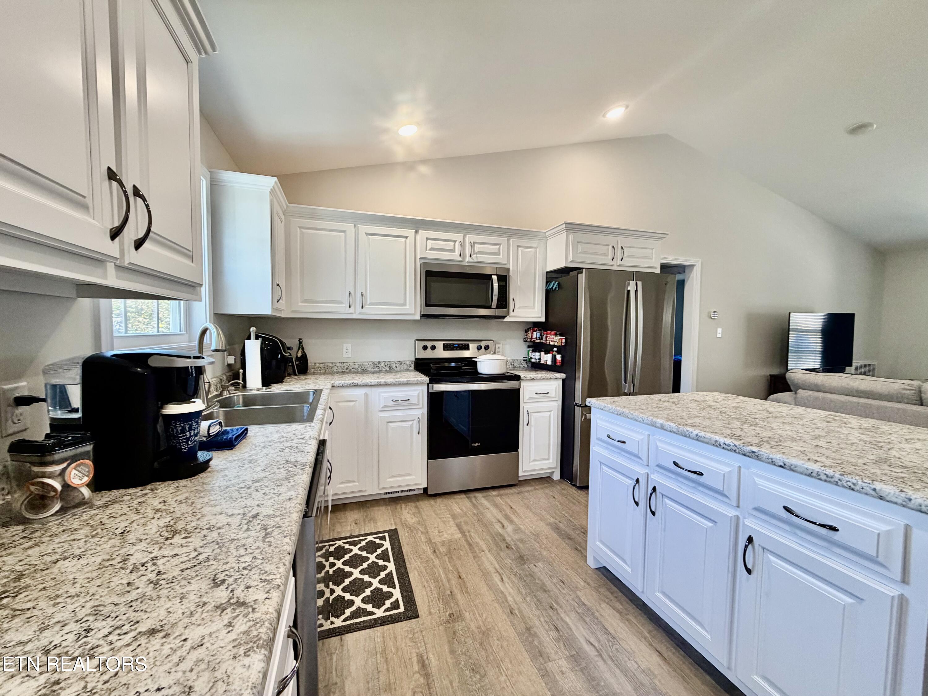 100 Bray Lane Tazewell TN 37879