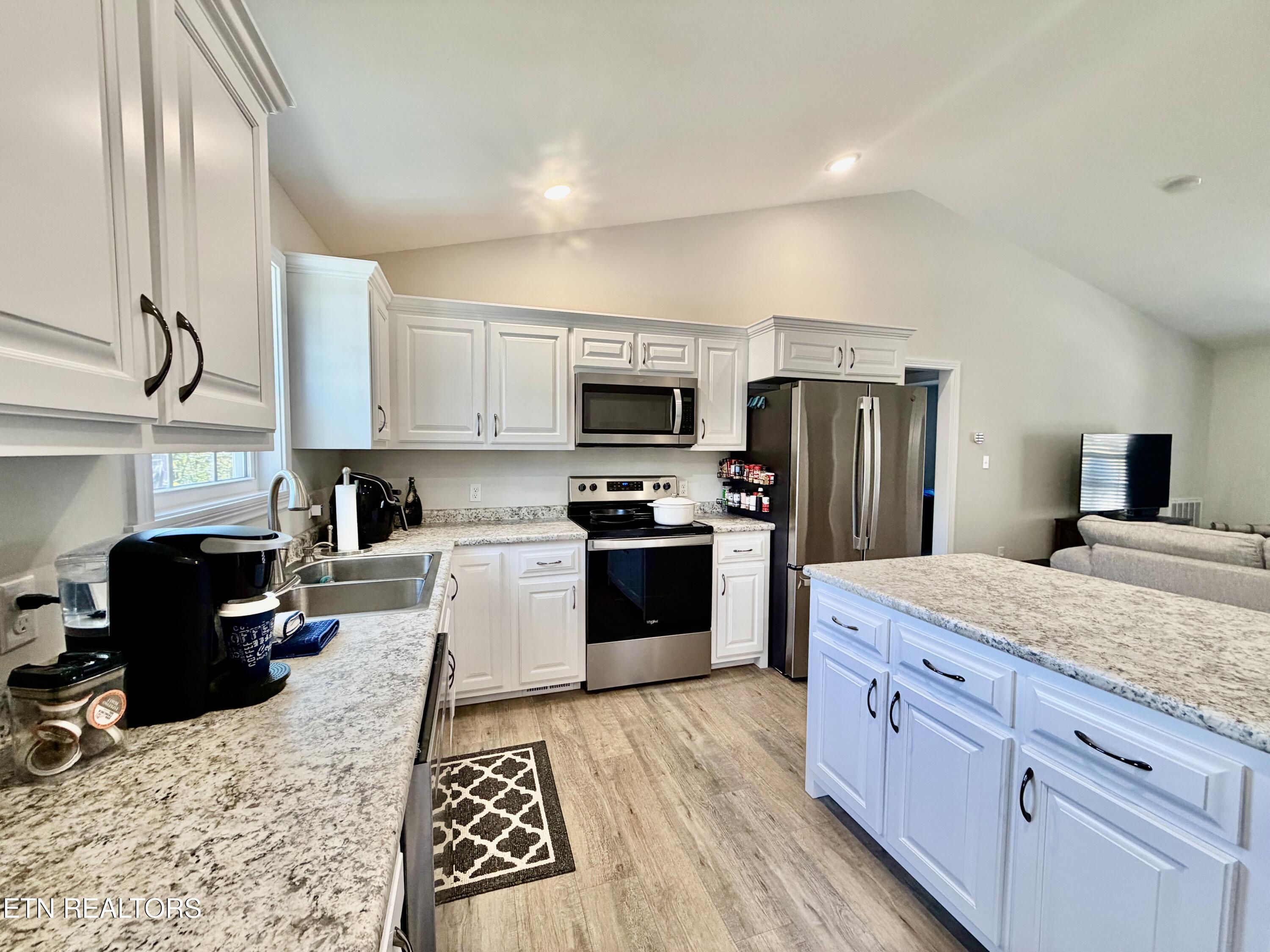 100 Bray Lane Tazewell TN 37879