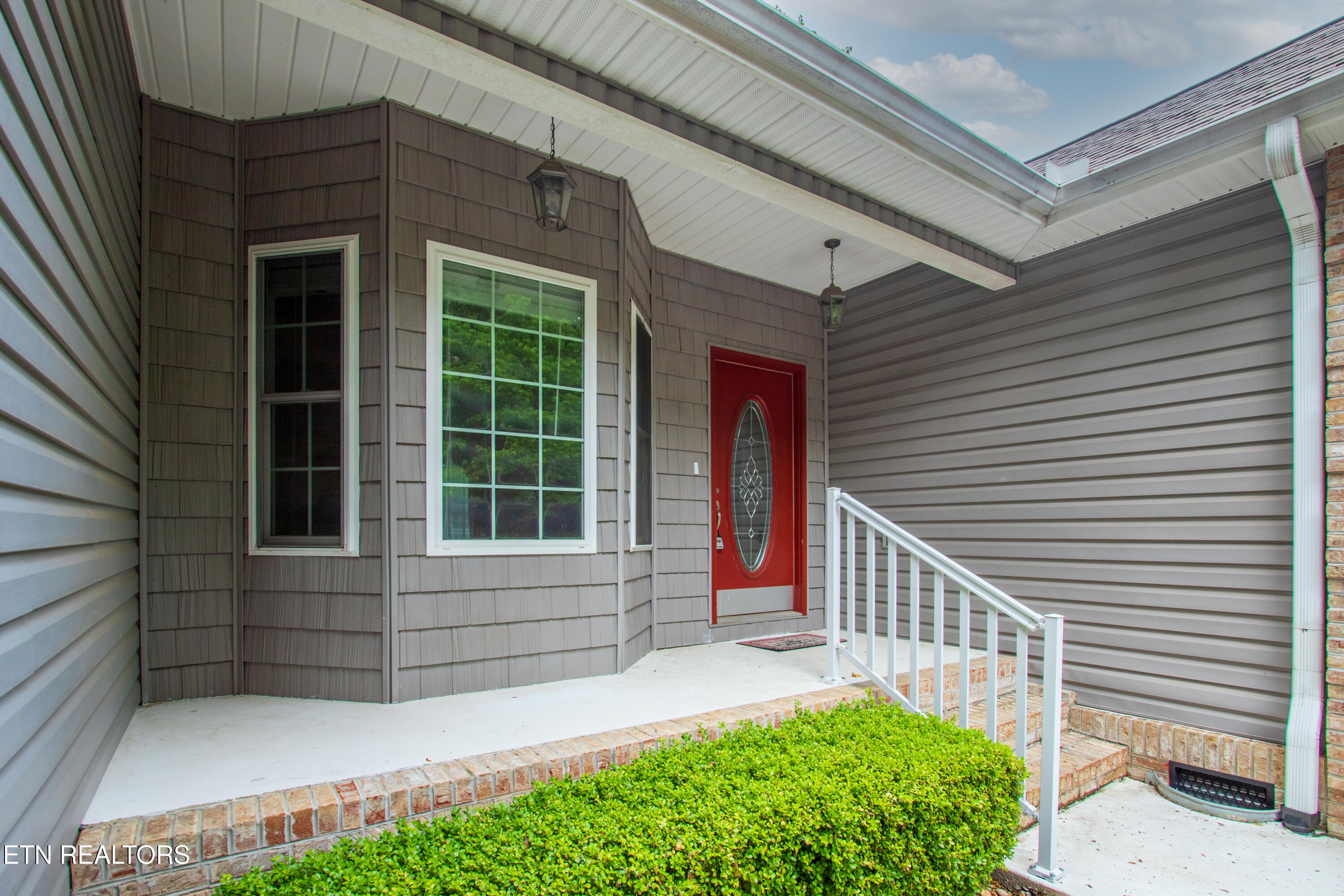208 Geya Lane Loudon TN 37774