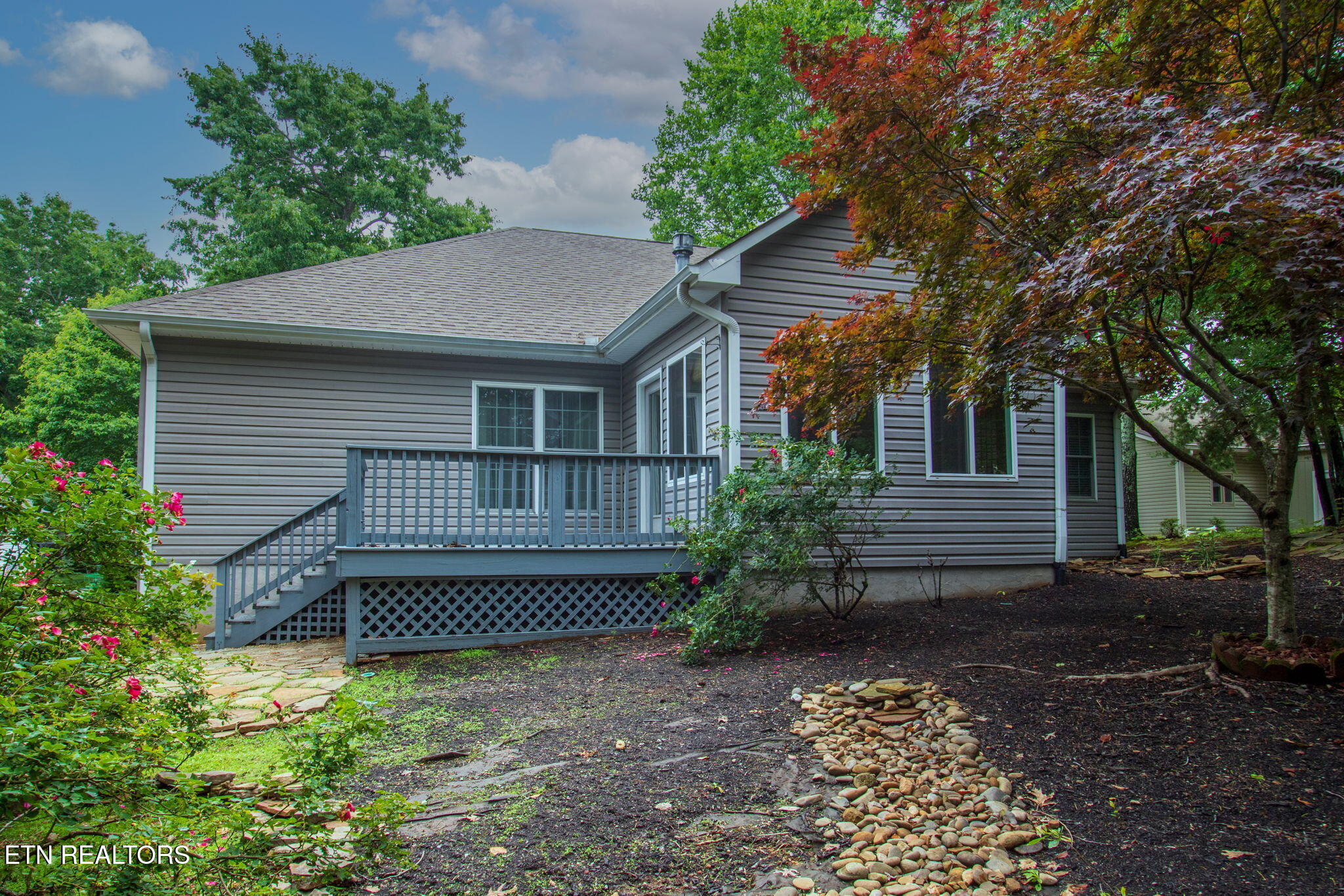 208 Geya Lane Loudon TN 37774