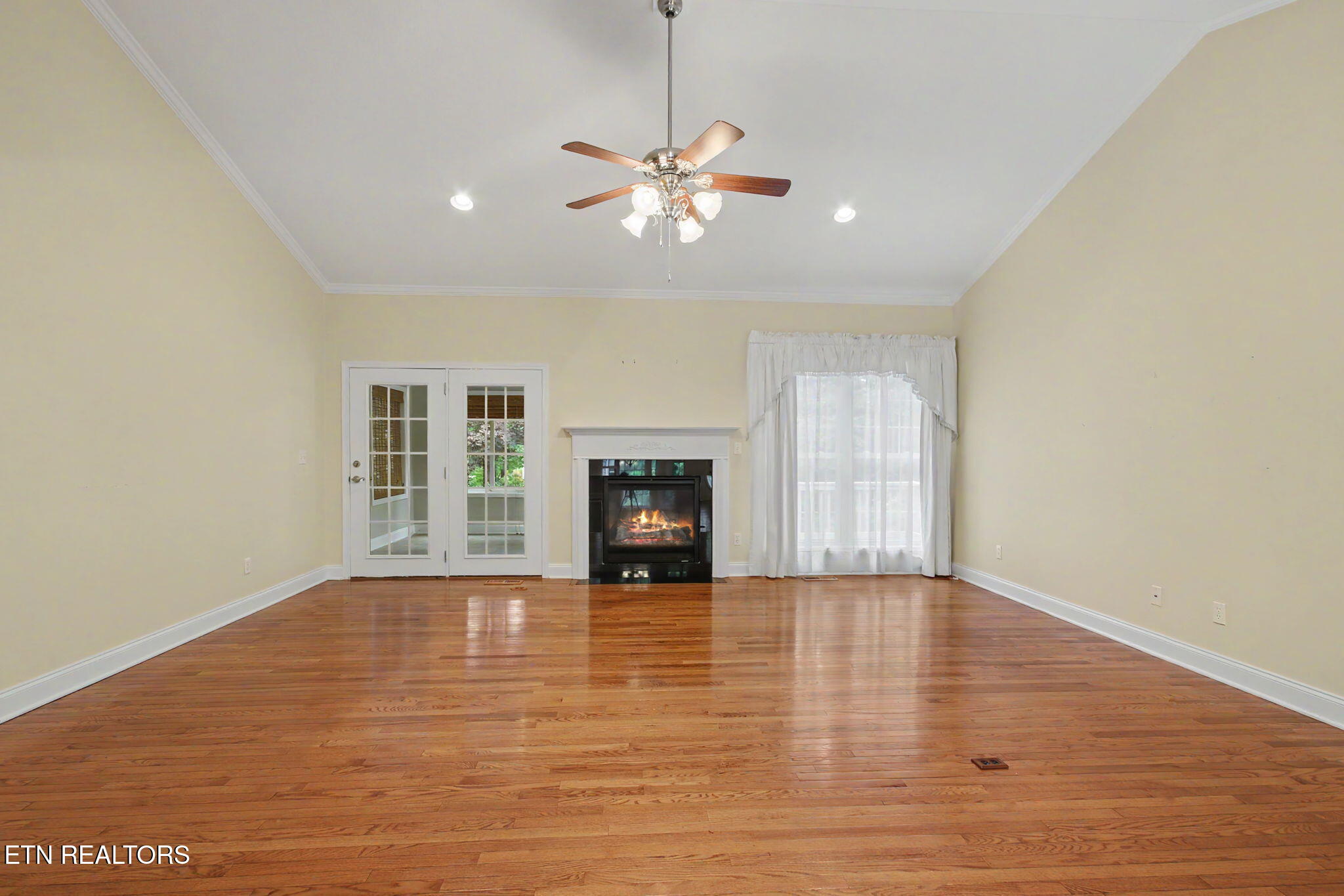 208 Geya Lane Loudon TN 37774