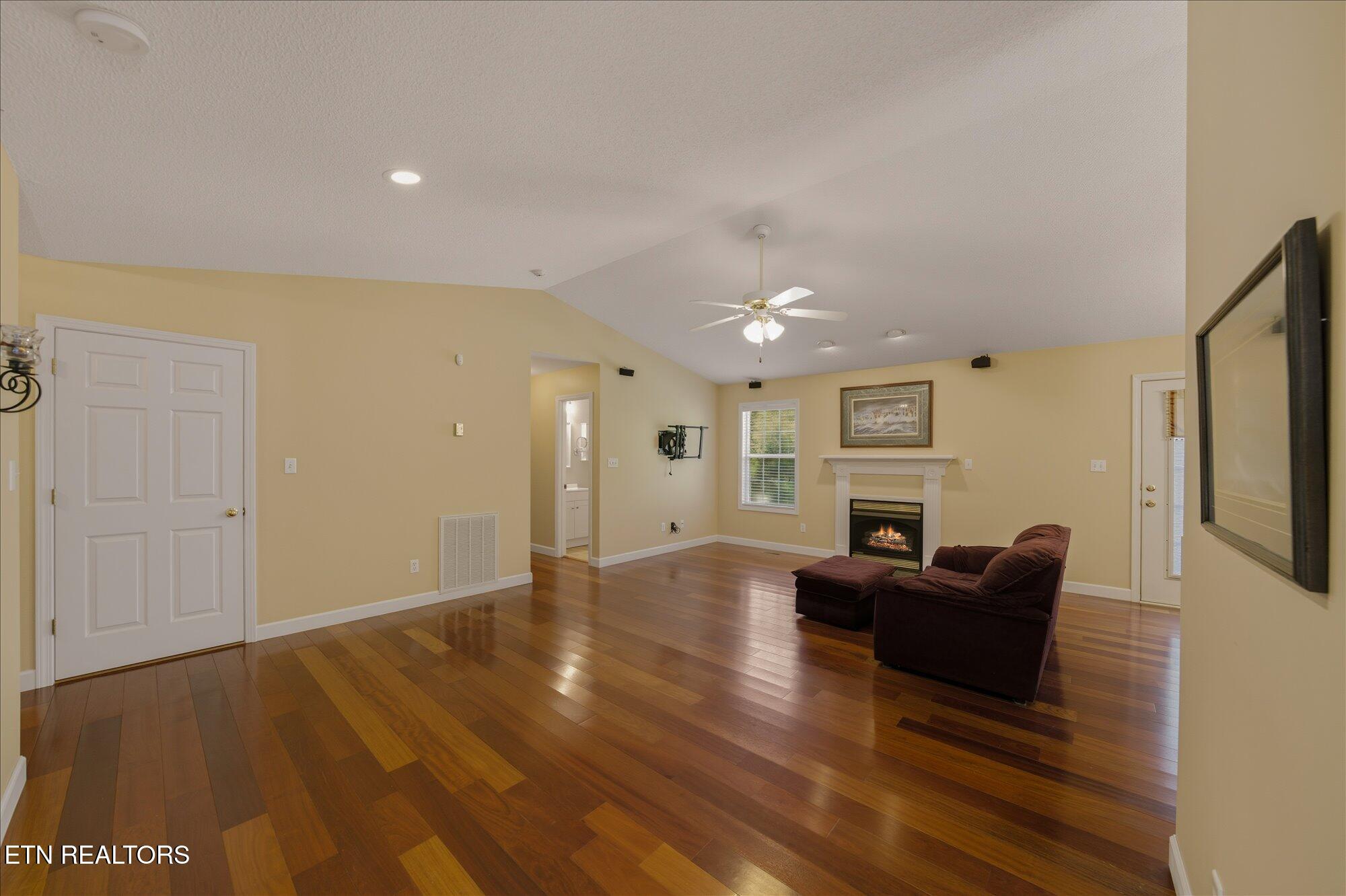 8416 Graceland Road Corryton TN 37721