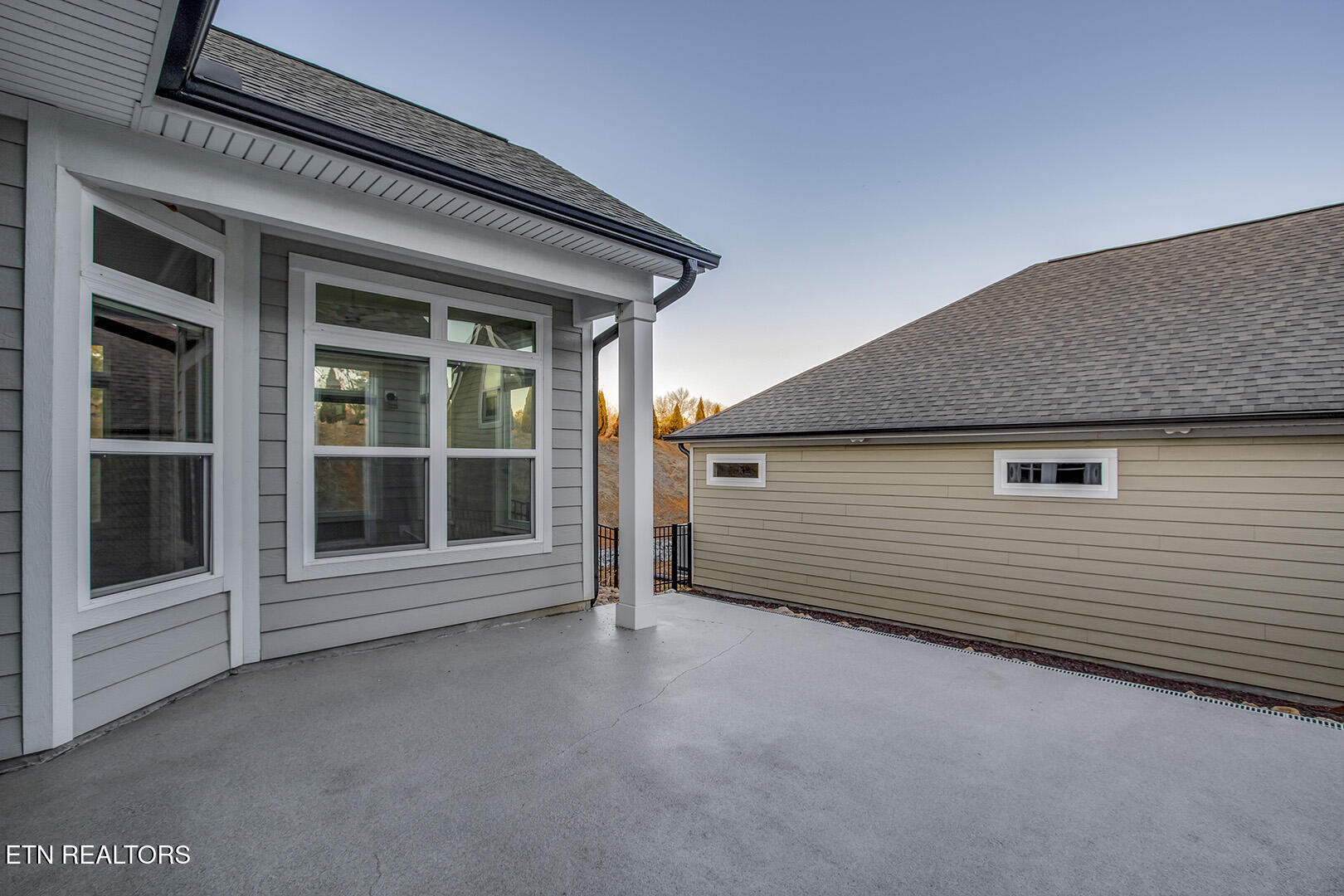 403 Sycamore Place Loudon TN 37774
