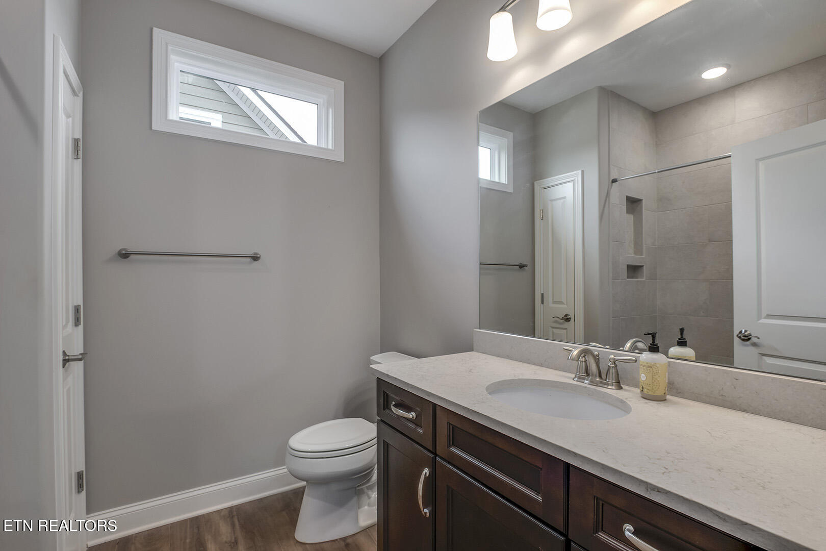 403 Sycamore Place Loudon TN 37774