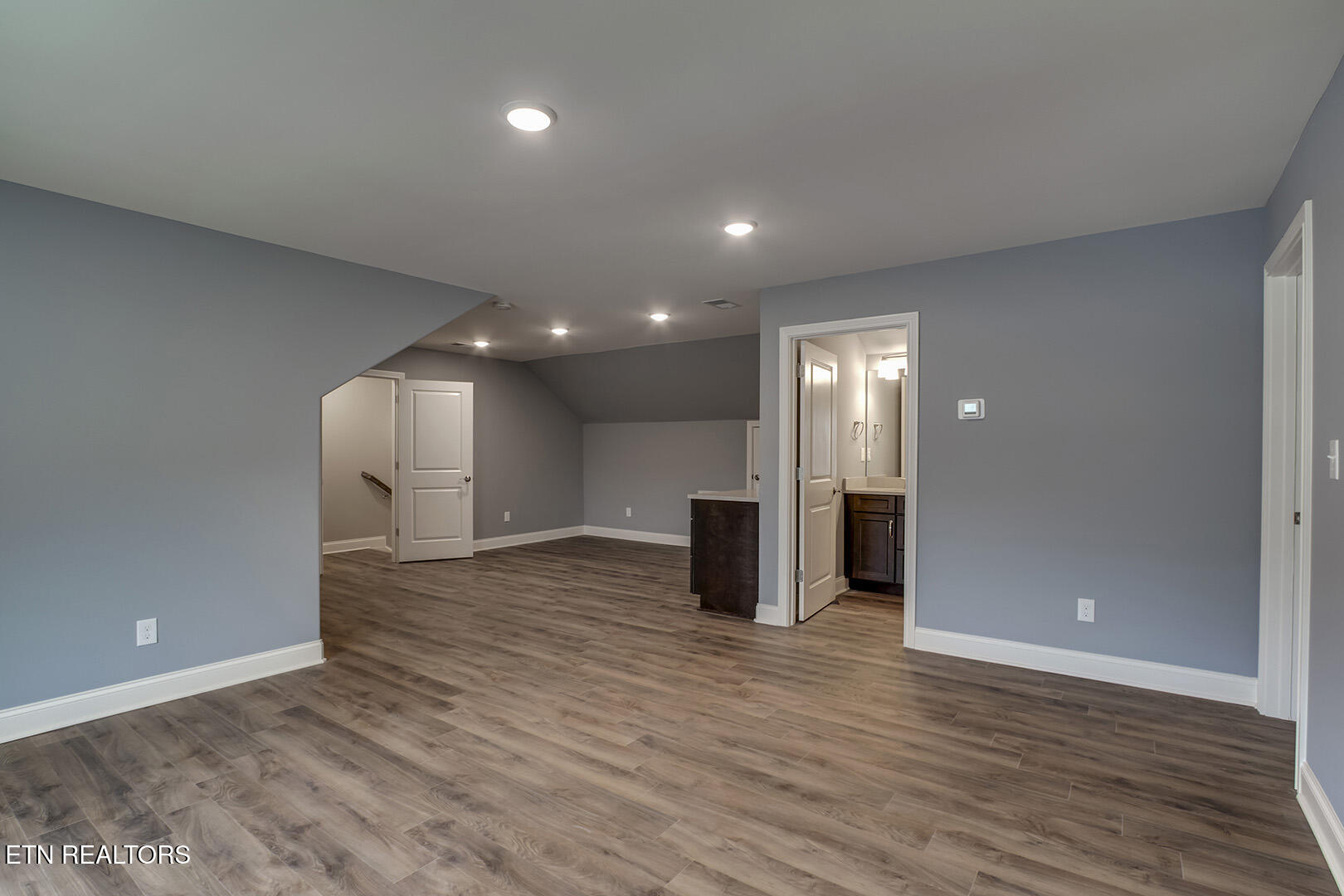 403 Sycamore Place Loudon TN 37774