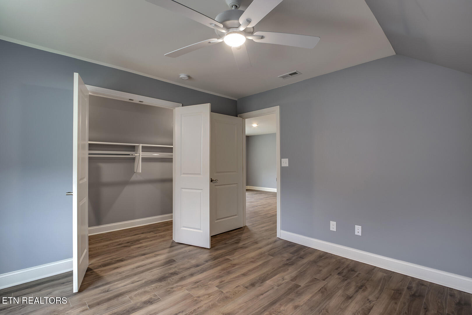 403 Sycamore Place Loudon TN 37774
