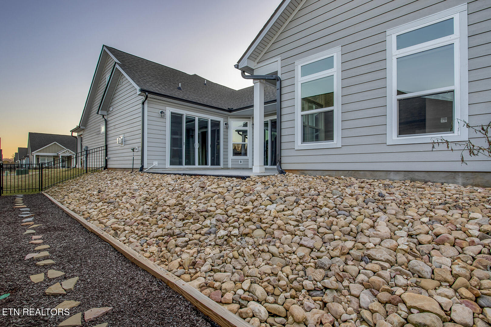 403 Sycamore Place Loudon TN 37774