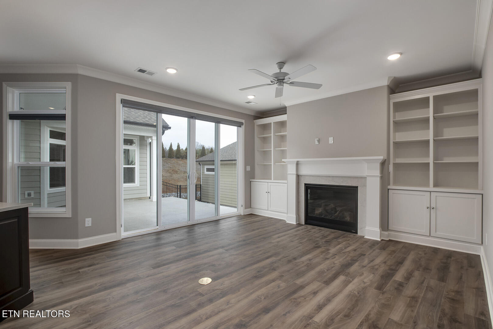403 Sycamore Place Loudon TN 37774
