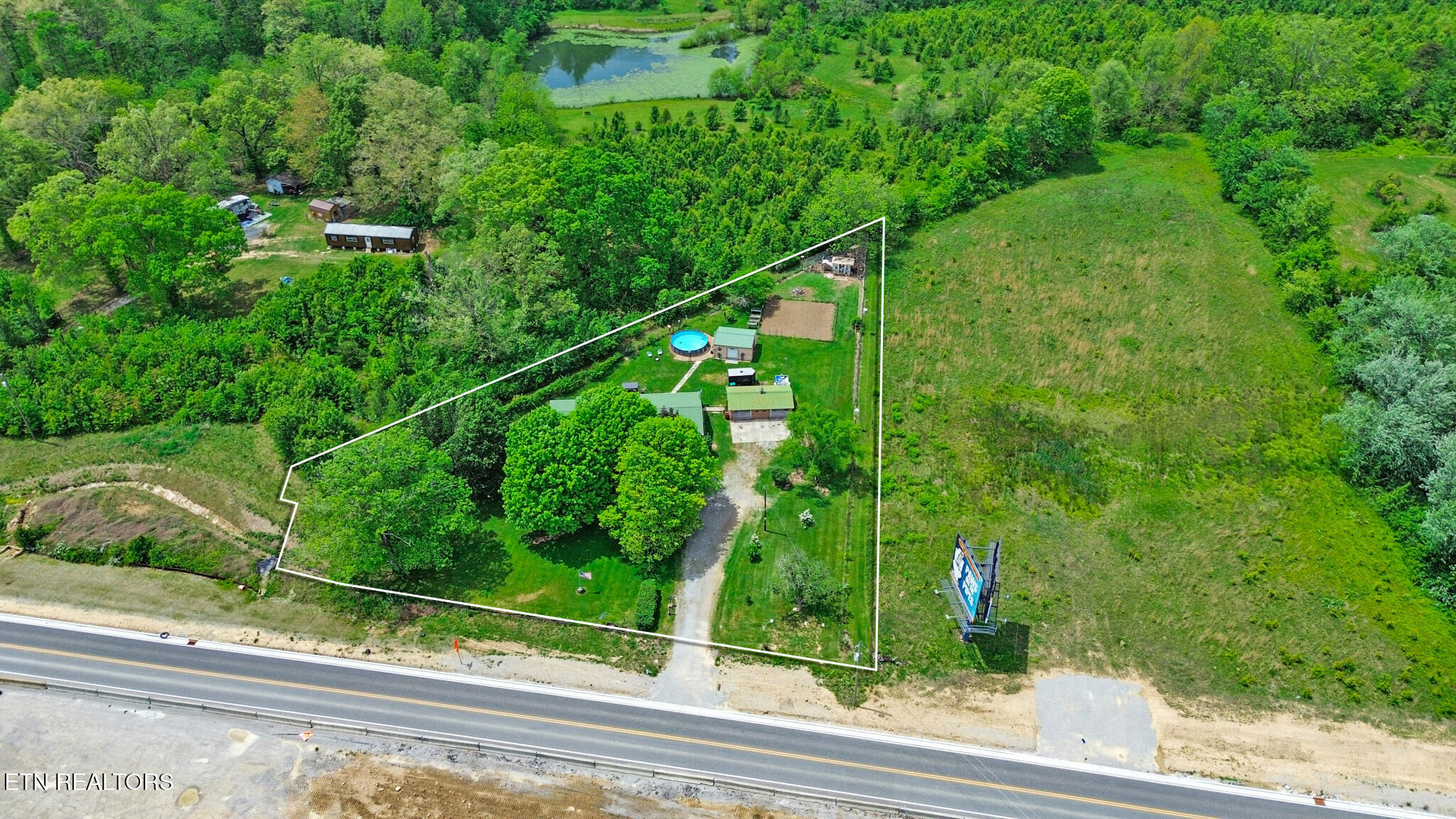 5247 U.s. 127 Crossville TN 38571