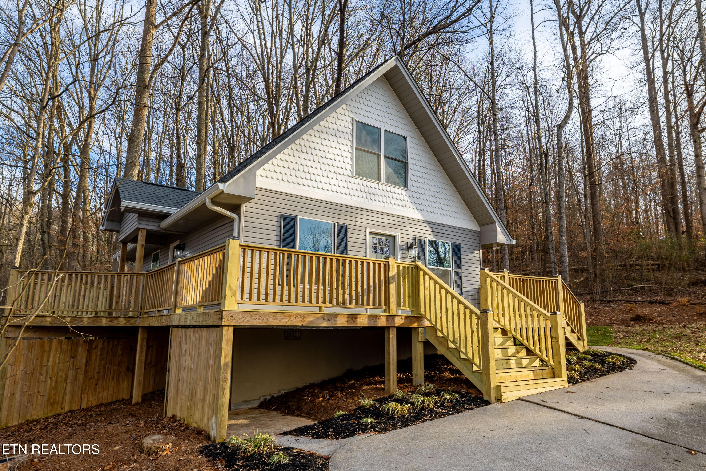 3883 Freels Road Friendsville TN 37737