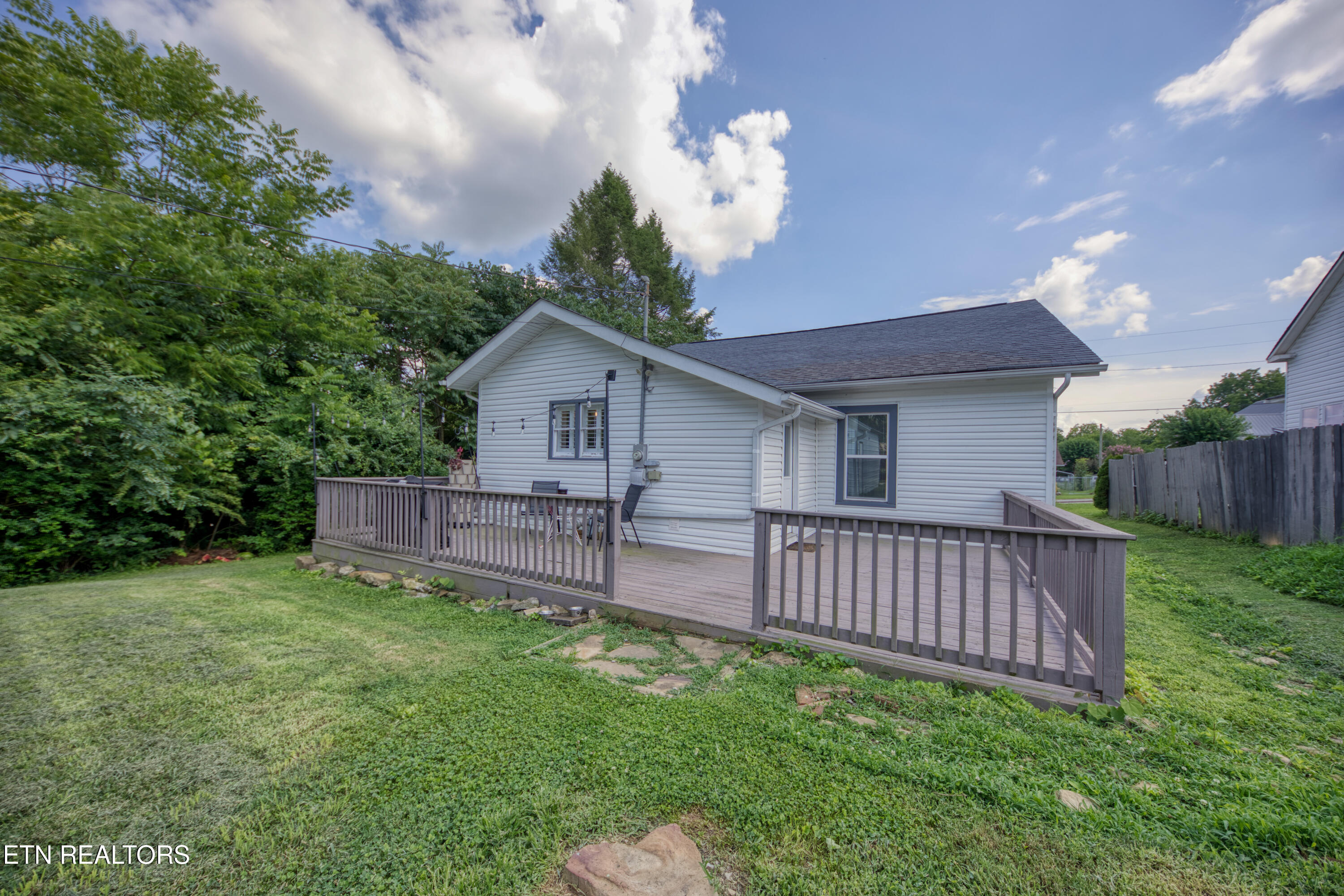 804 Mccaslin Avenue Sweetwater TN 37874