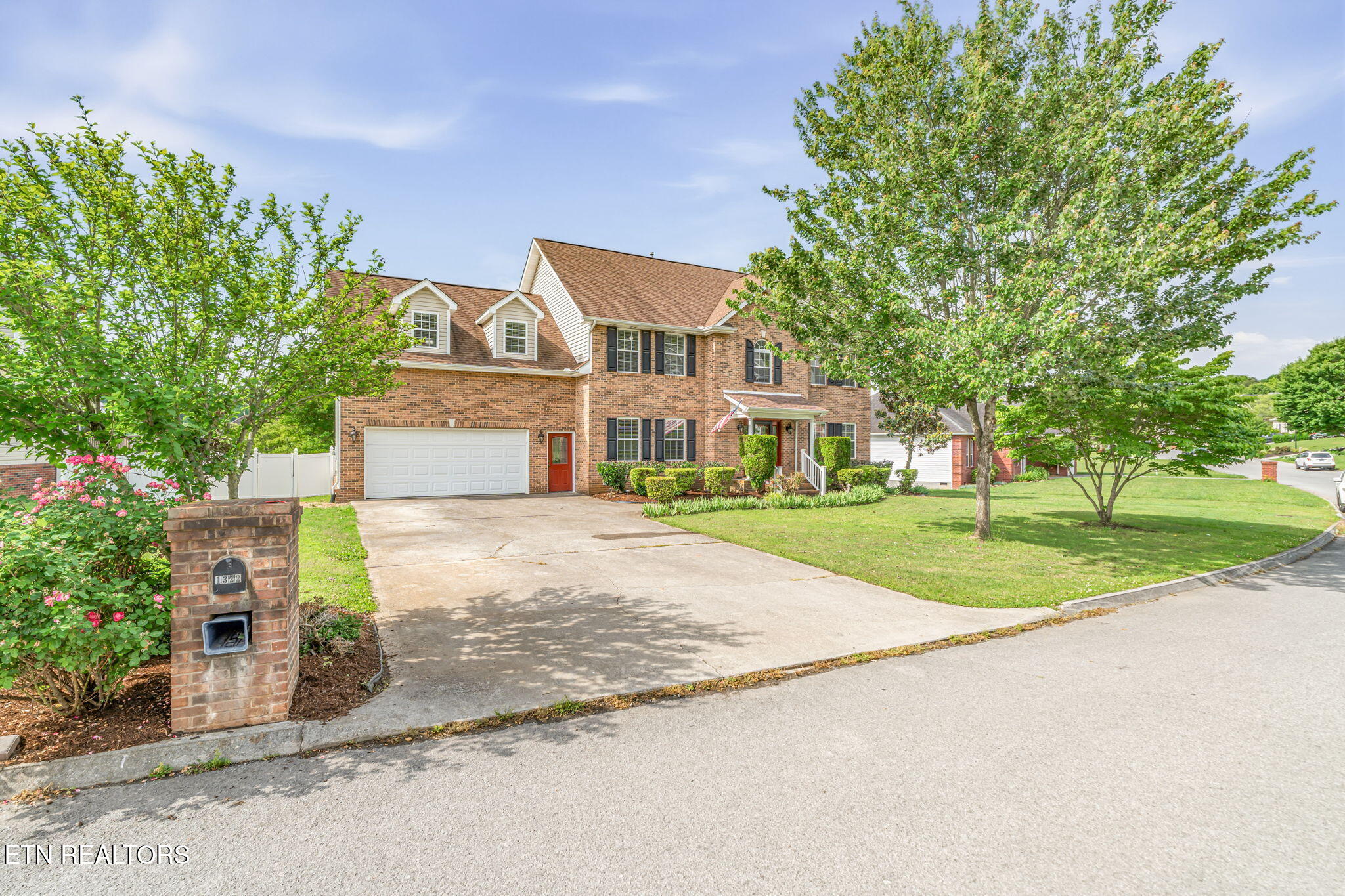 1322 Paxton Drive Knoxville TN 37918