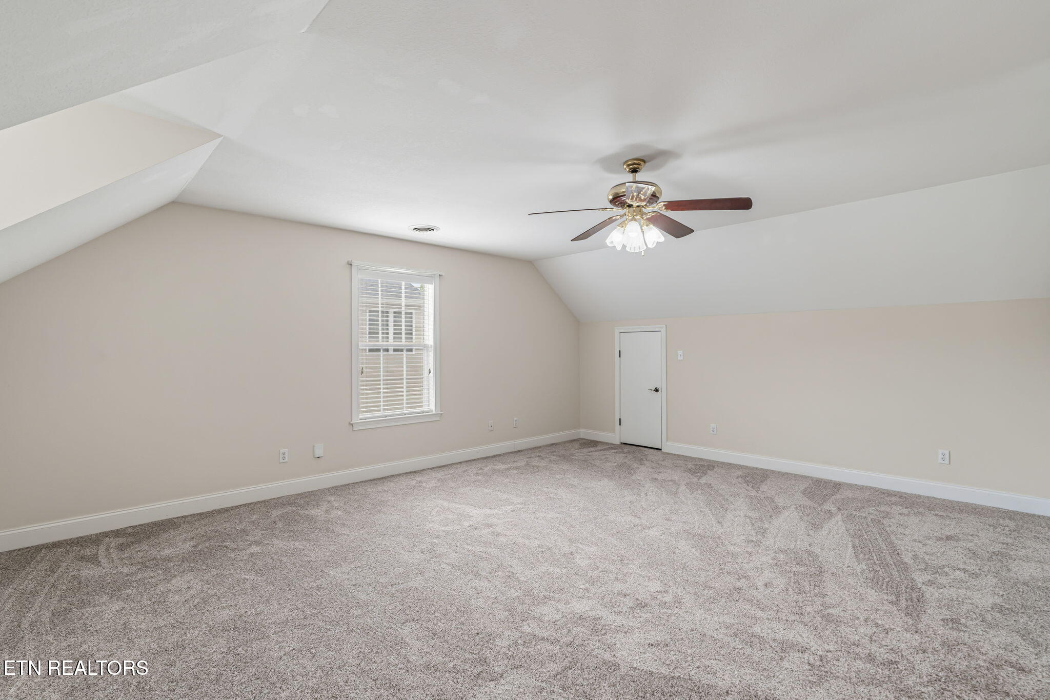 1322 Paxton Drive Knoxville TN 37918