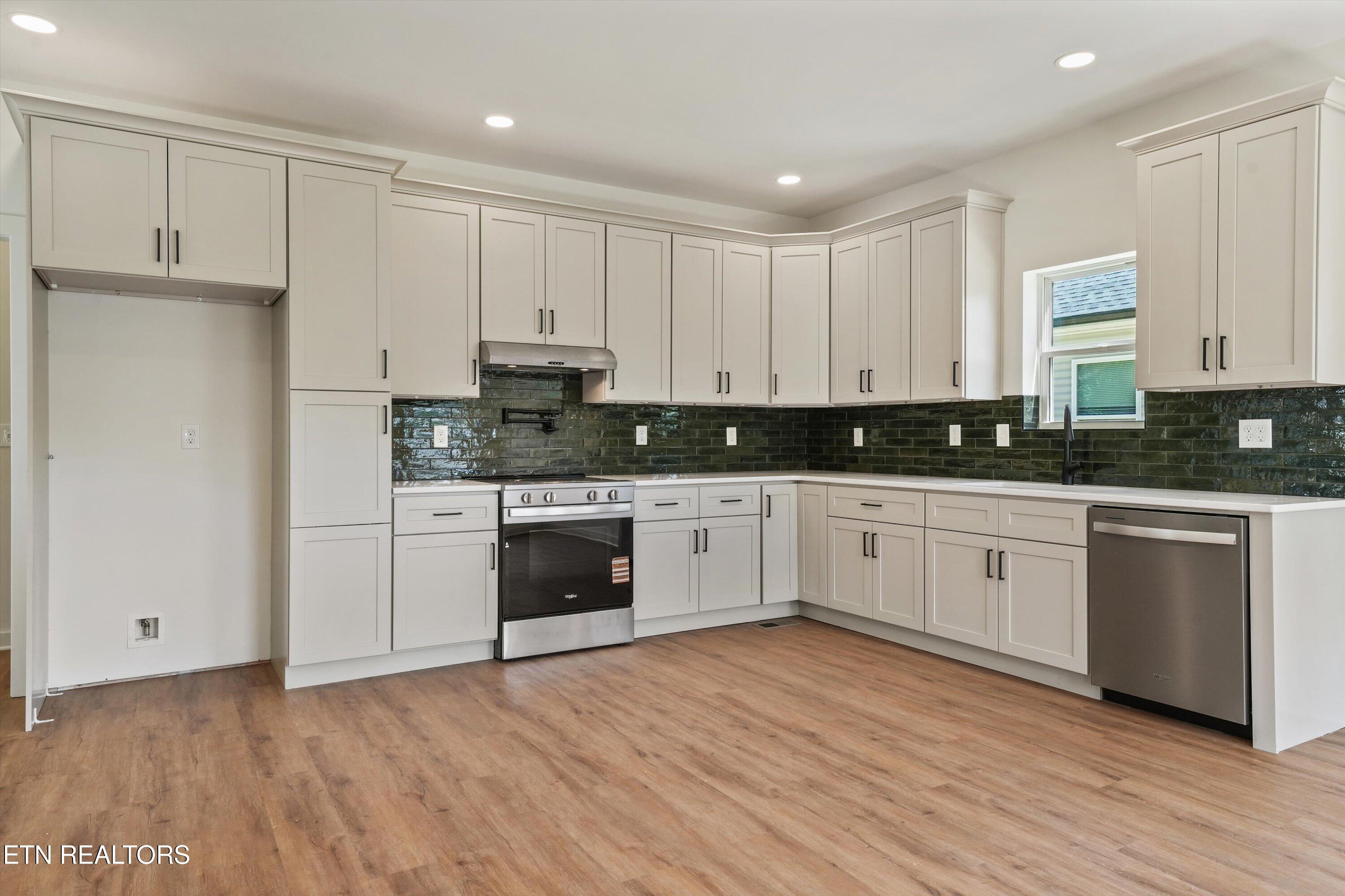 1425 Nolan Avenue Knoxville TN 37921