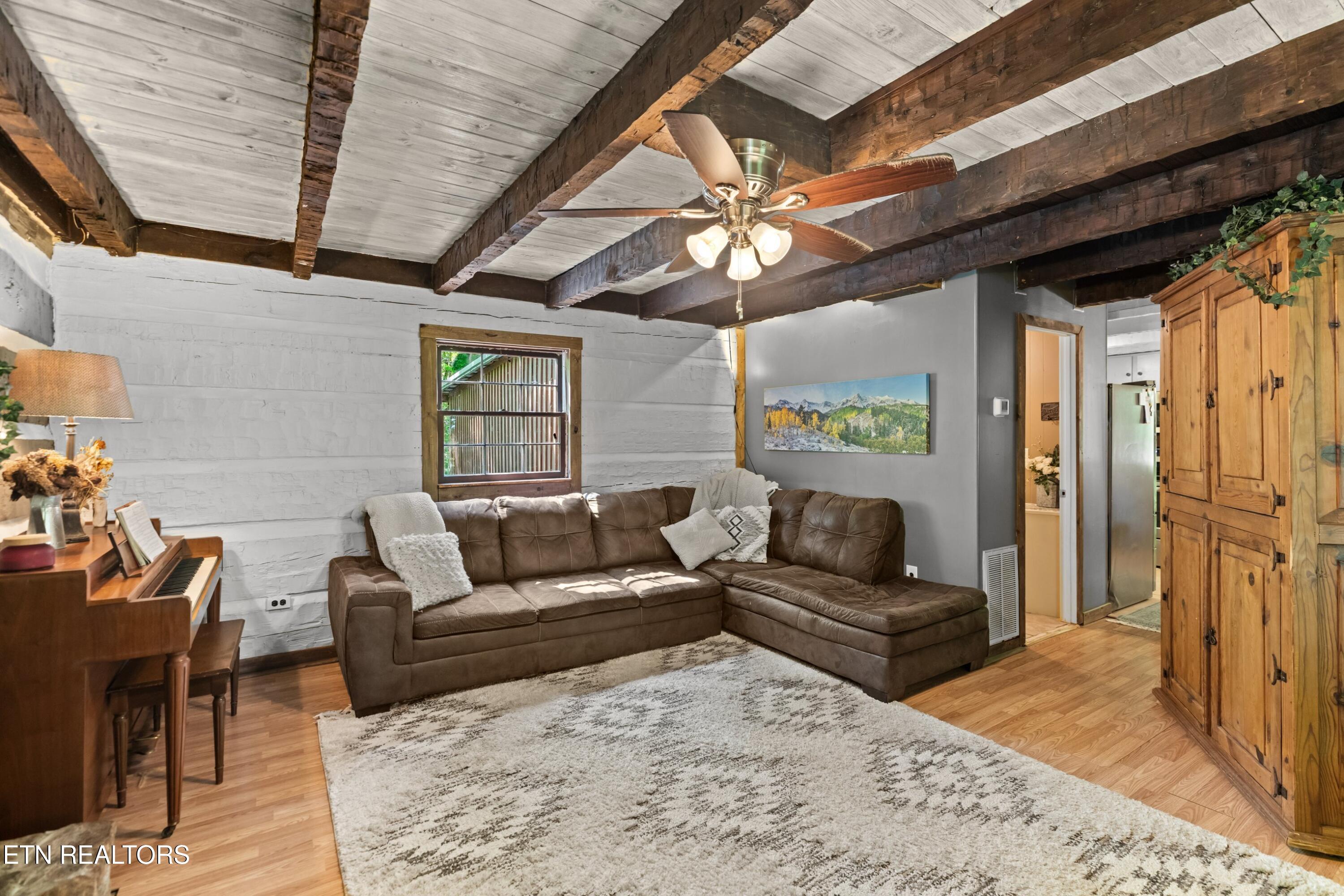 874 Layman Drive Dandridge TN 37725