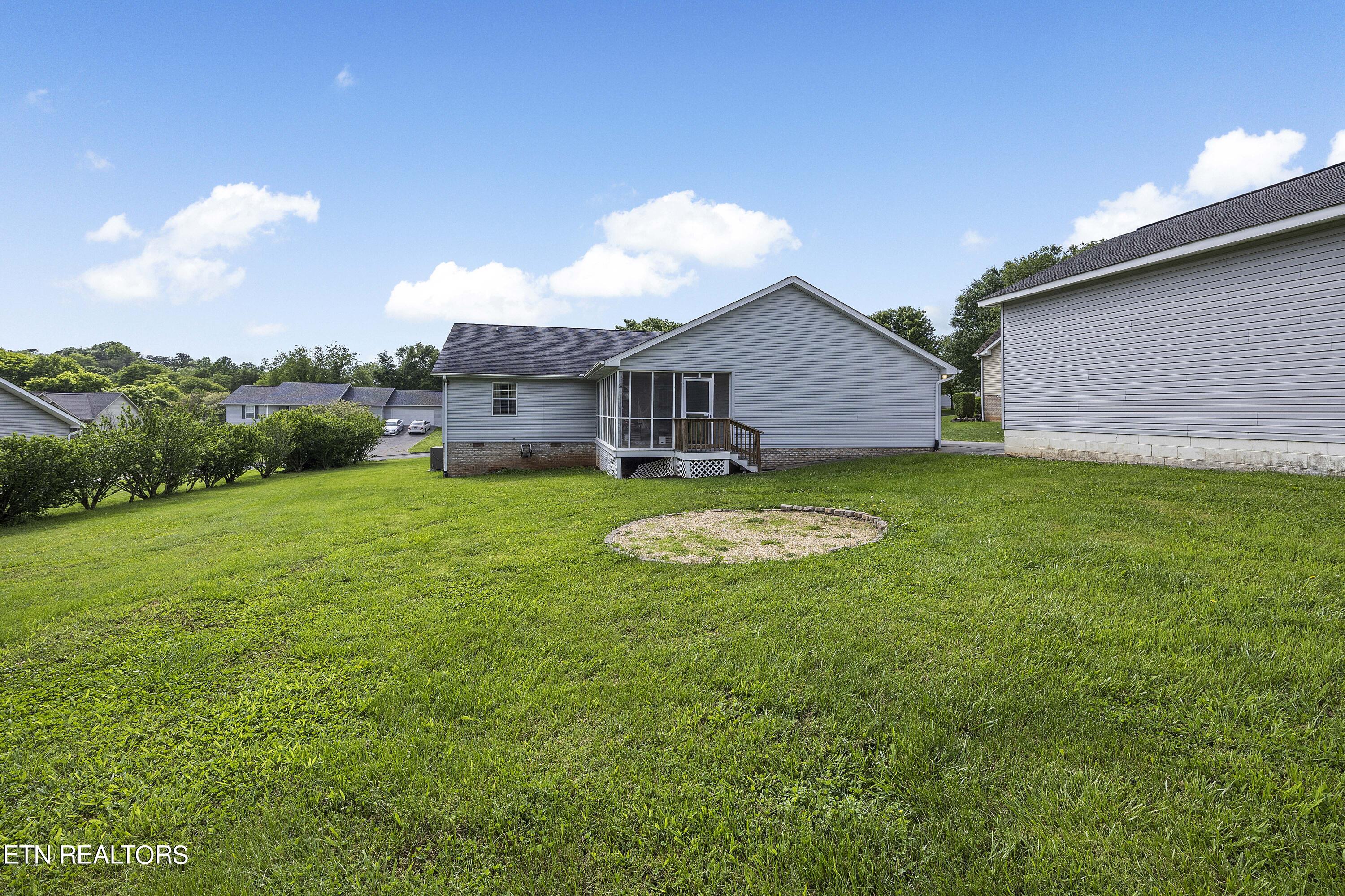 5631 Brandon Park Drive Maryville TN 37804