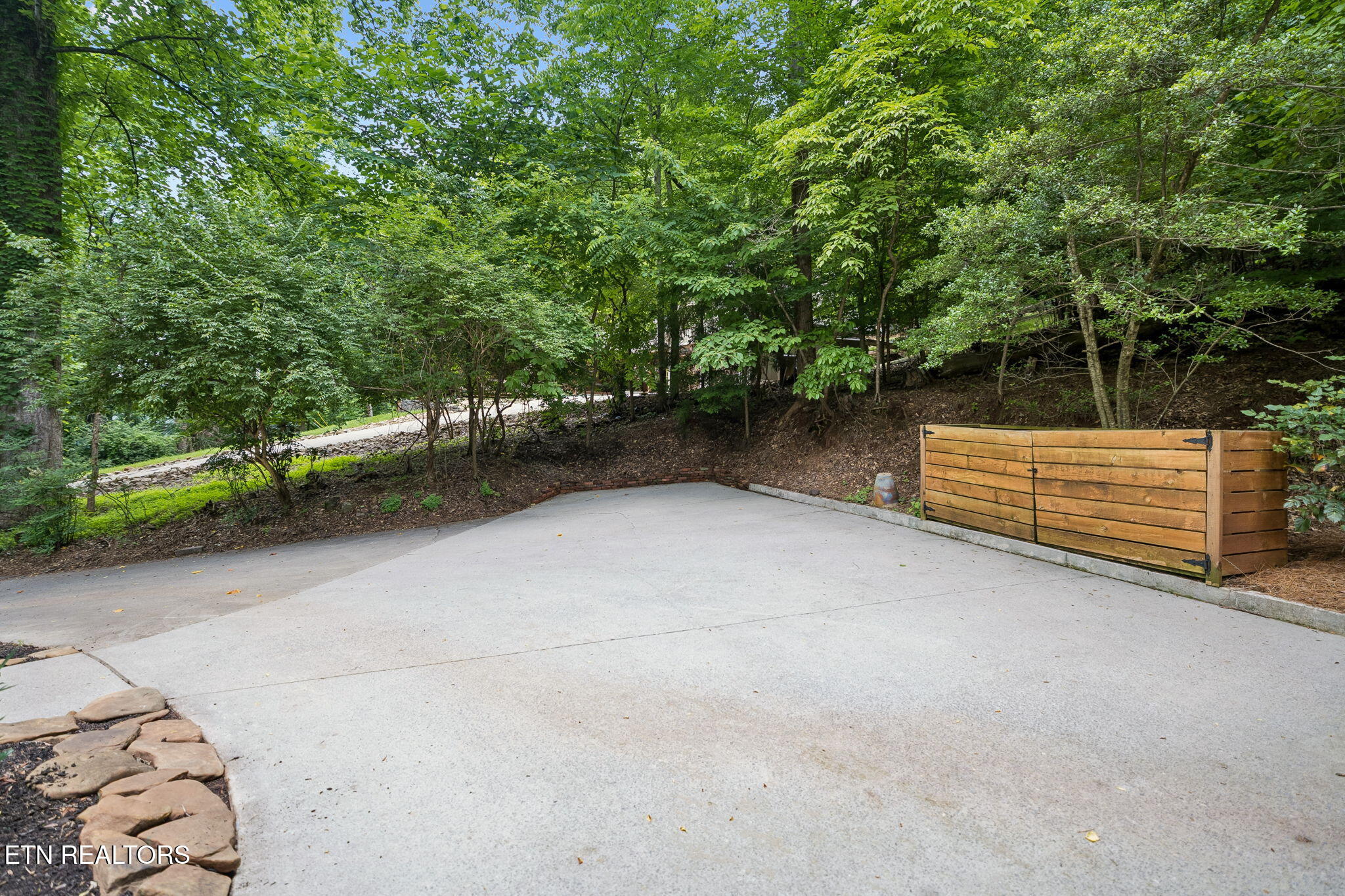1749 Polkwright Lane Knoxville TN 37919