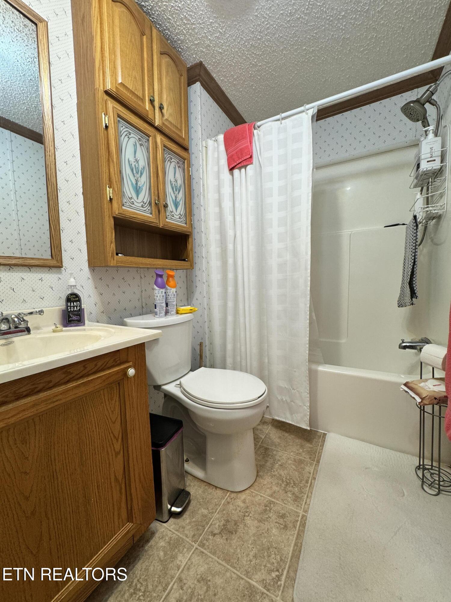 1302 Hialeah Way Sevierville TN 37876