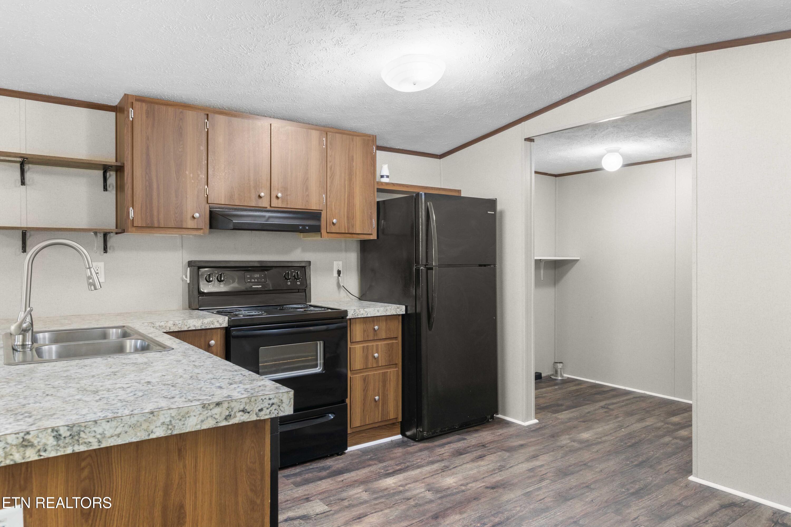 138 Mercury Lane Jacksboro TN 37757