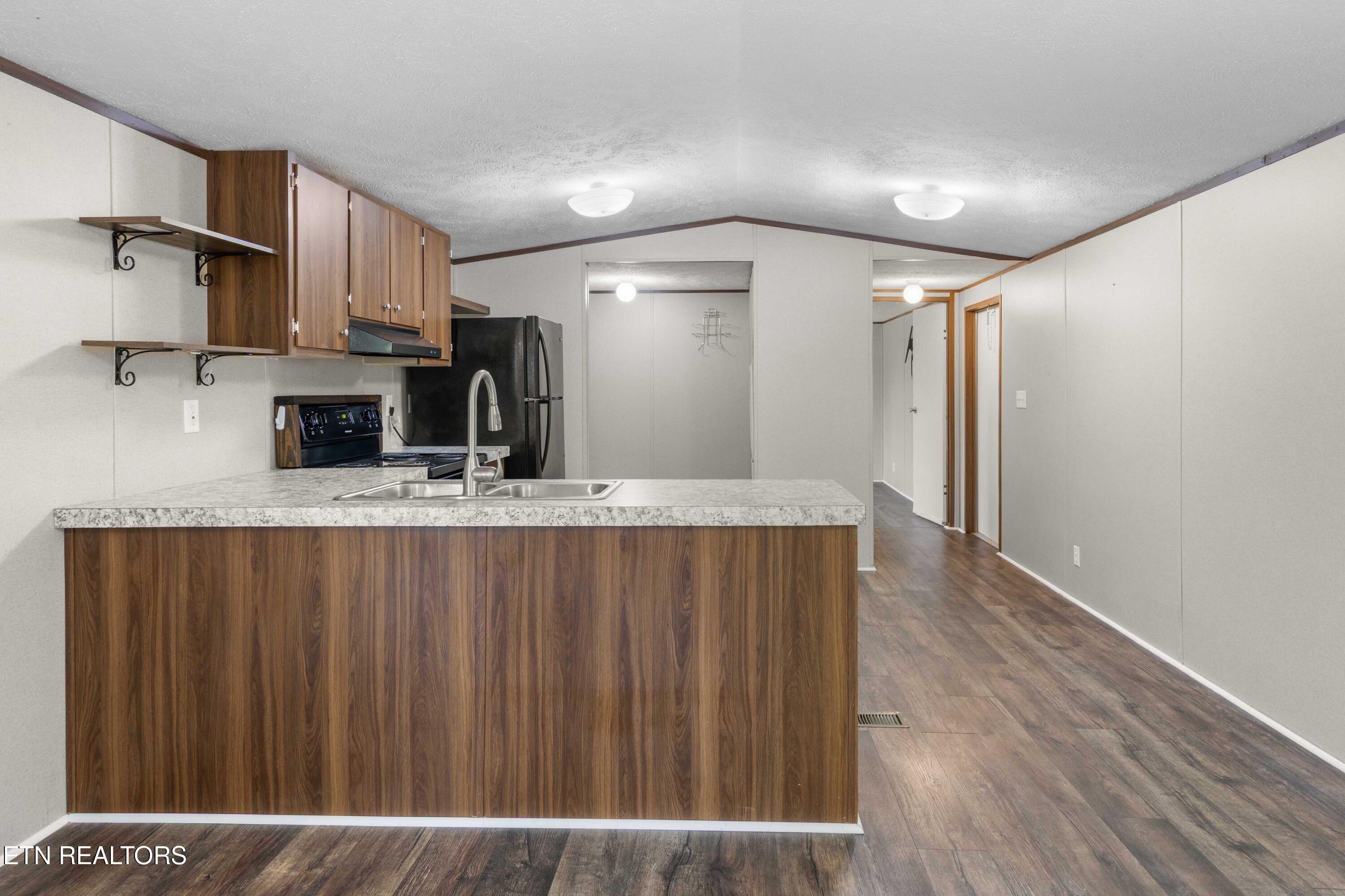 138 Mercury Lane Jacksboro TN 37757