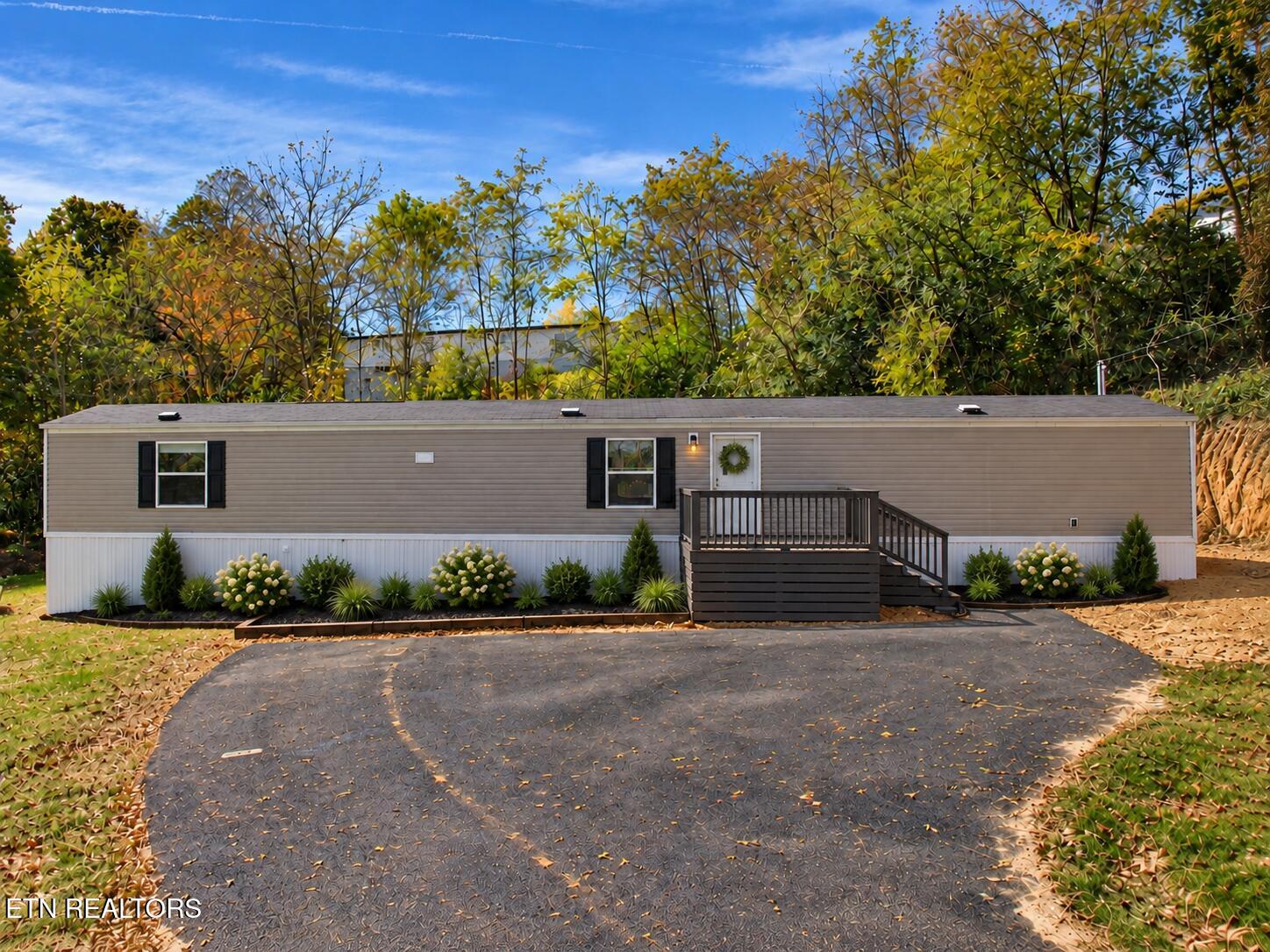 138 Mercury Lane Jacksboro TN 37757