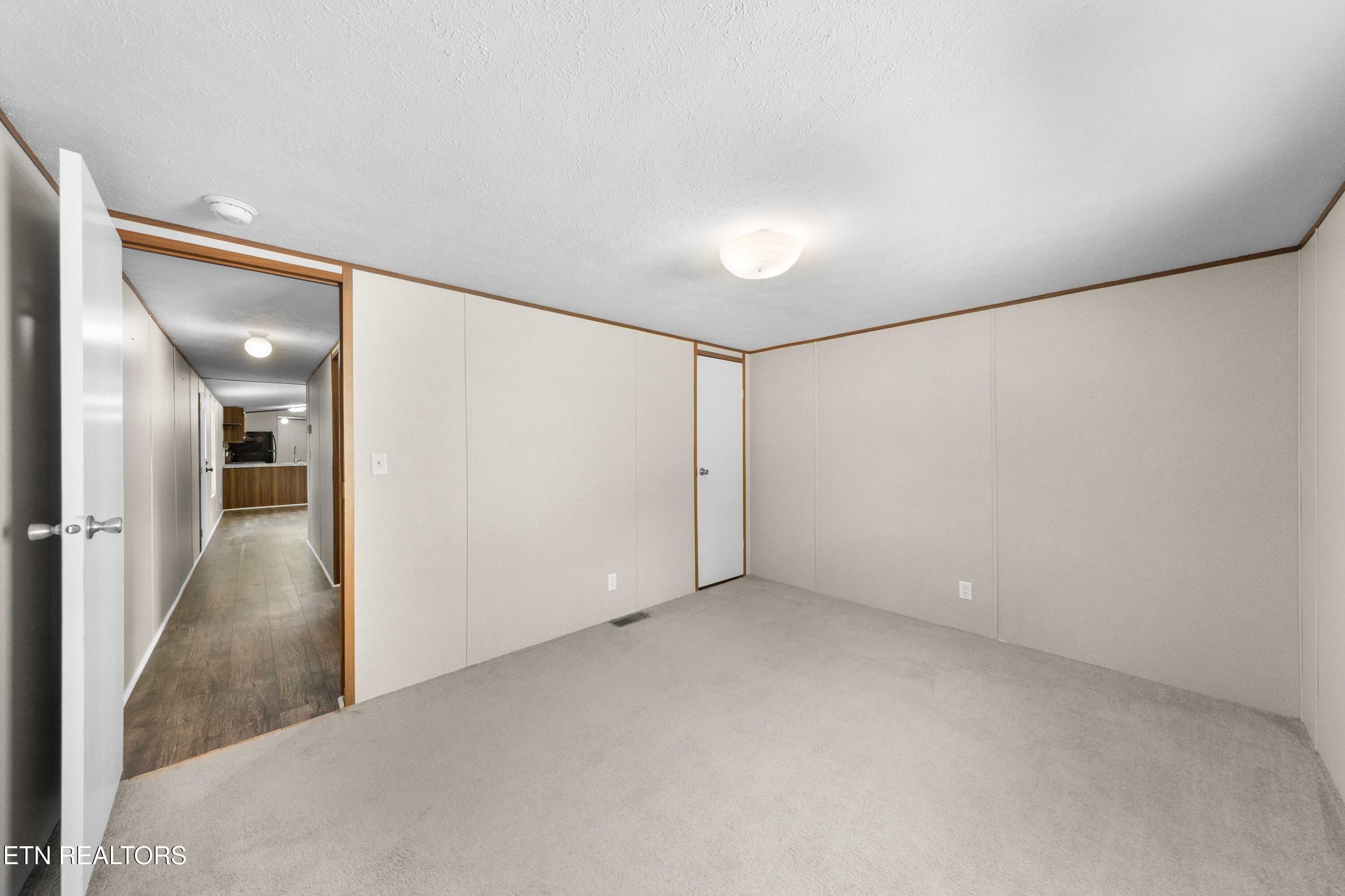 138 Mercury Lane Jacksboro TN 37757